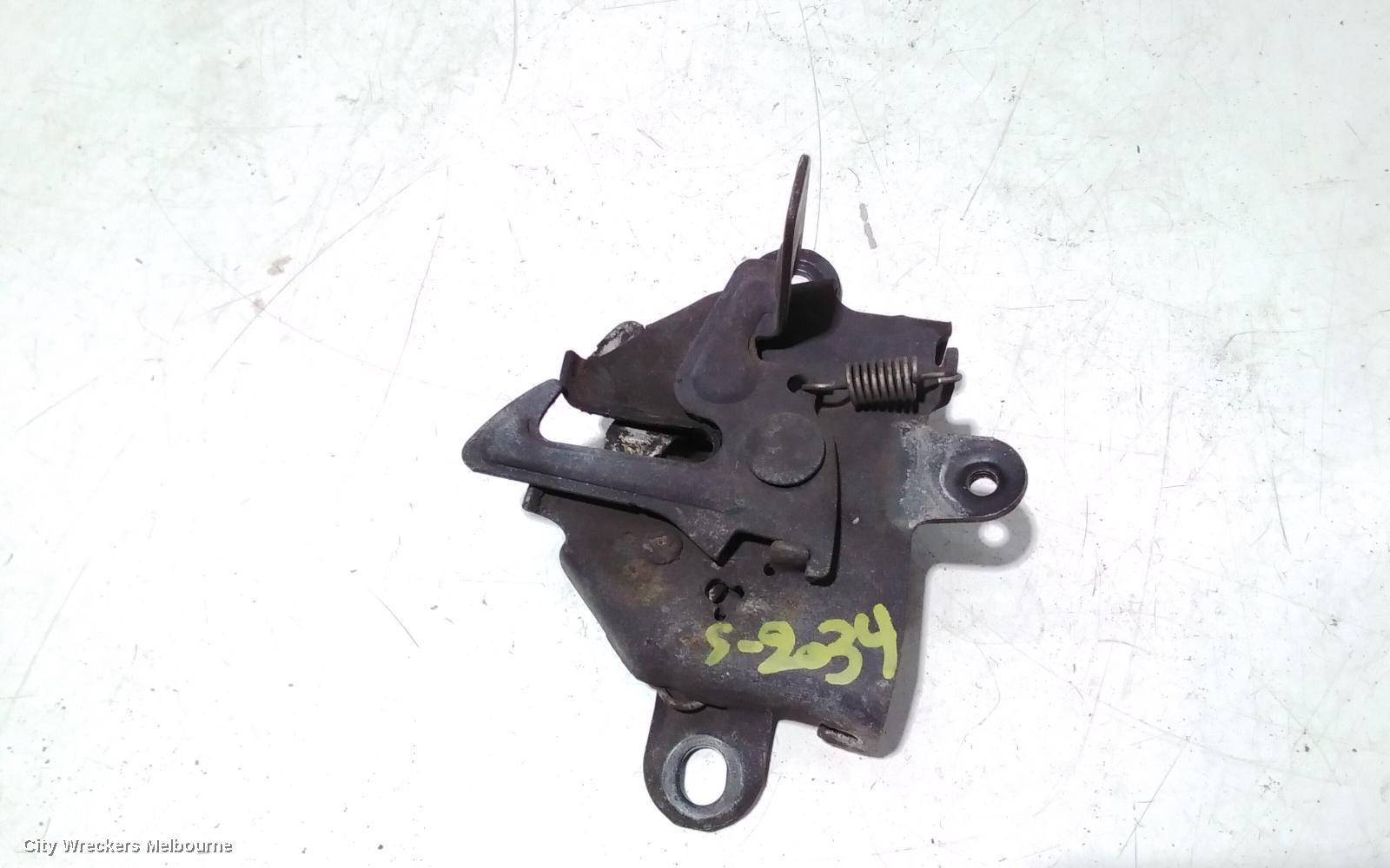 TOYOTA HIACE BONNET LOCK/SUPPORT, TRH/KDH, LOCK ONLY, 03/2005 - 04/2019 - Image 3