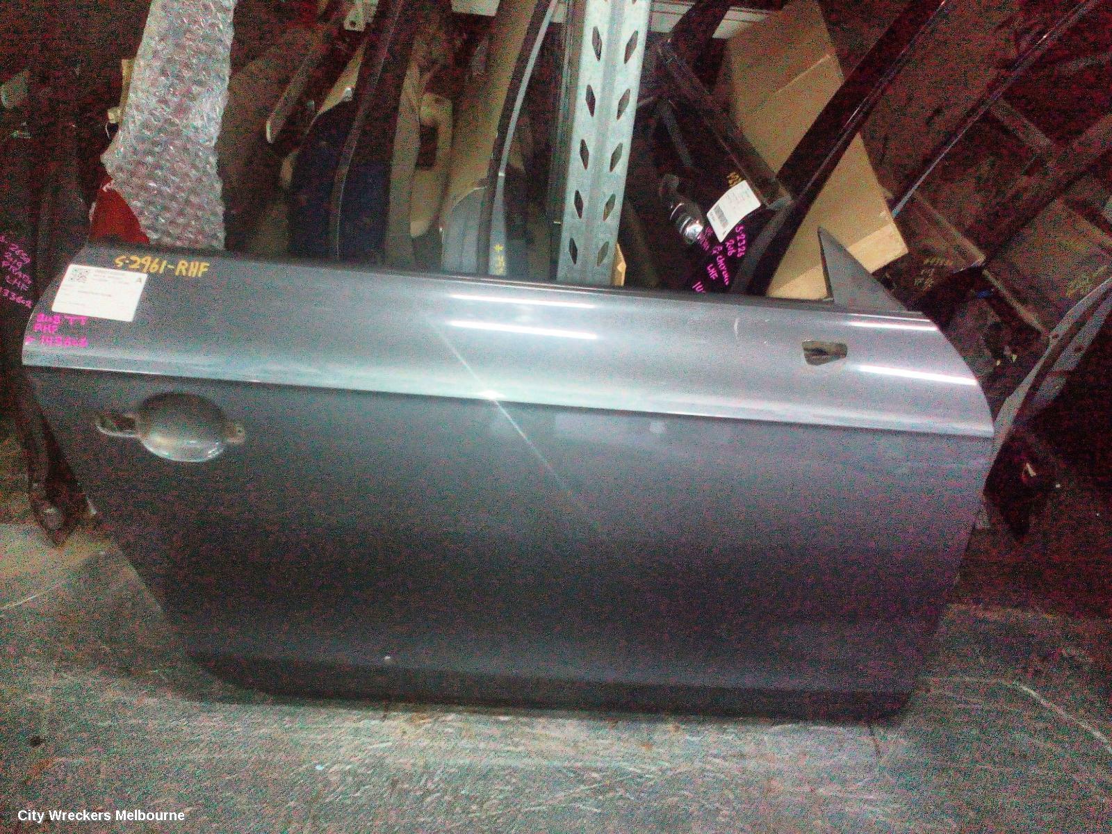 AUDI TT RIGHT FRONT DOOR, 8J, 09/2006 - 12/2014 - Image 2