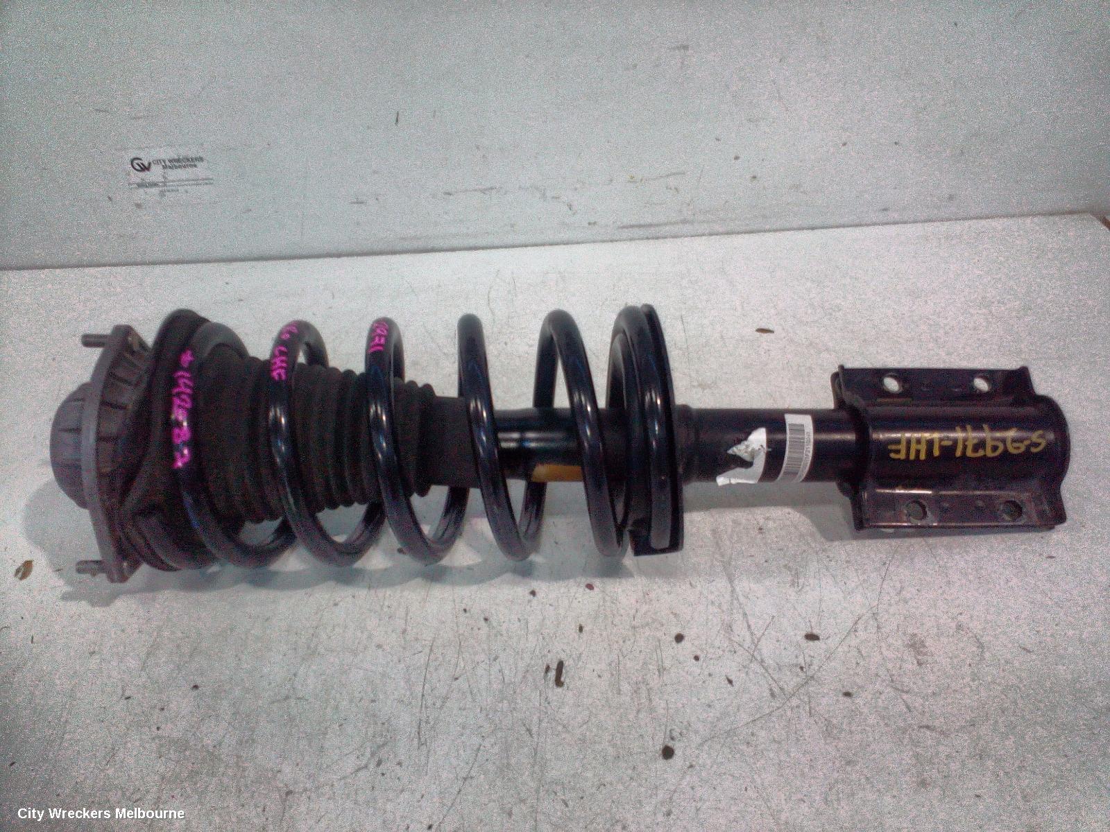 LDV V80 LEFT FRONT STRUT, DIESEL, 2.5, VAN, 01/2013 - 12/2023 - Image 3