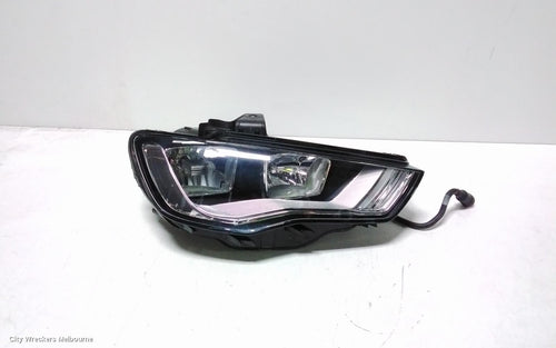 AUDI A3 RIGHT HEADLAMP, 8V, HATCH/SEDAN/CABRIO, HALOGEN TYPE, 03/2013 - 08/2016 - Image 1