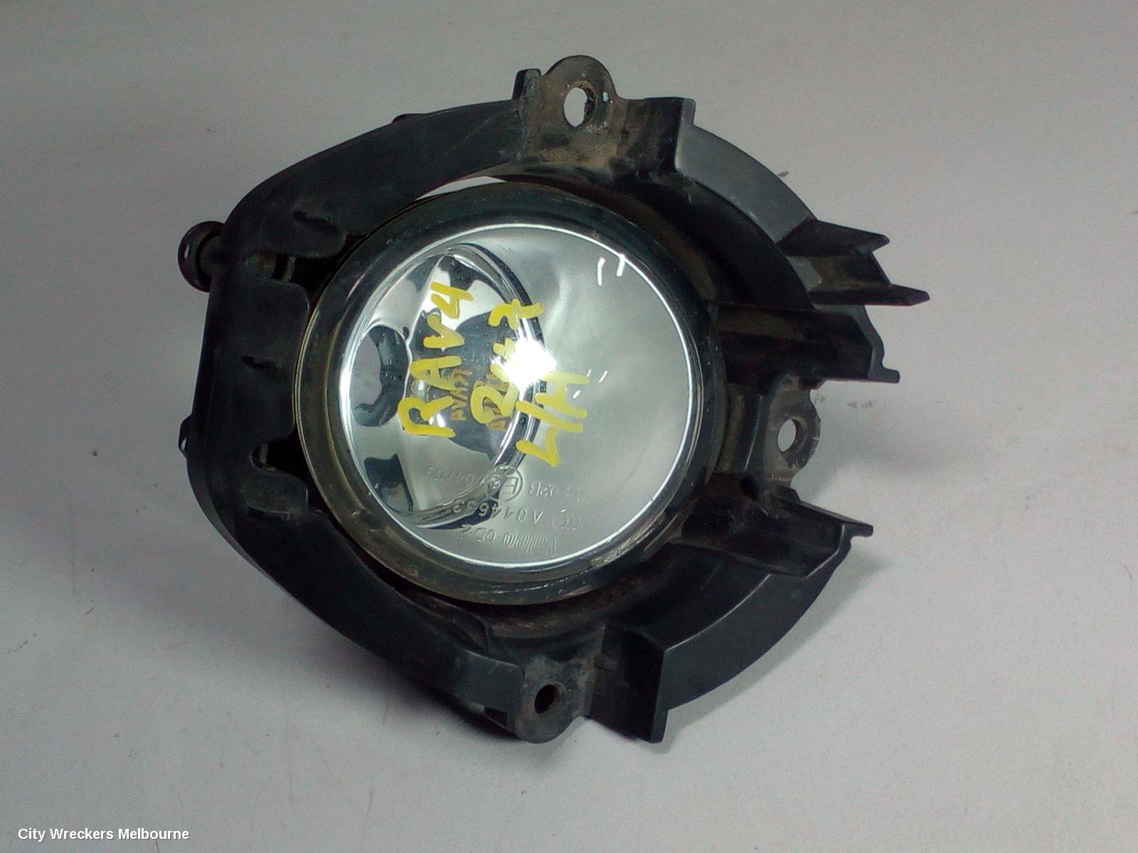 TOYOTA RAV4 LEFT INDICATOR/FOG/SIDE, BUMPER FOGLAMP, ACA33, 11/2005 - 11/2012 - Image 1
