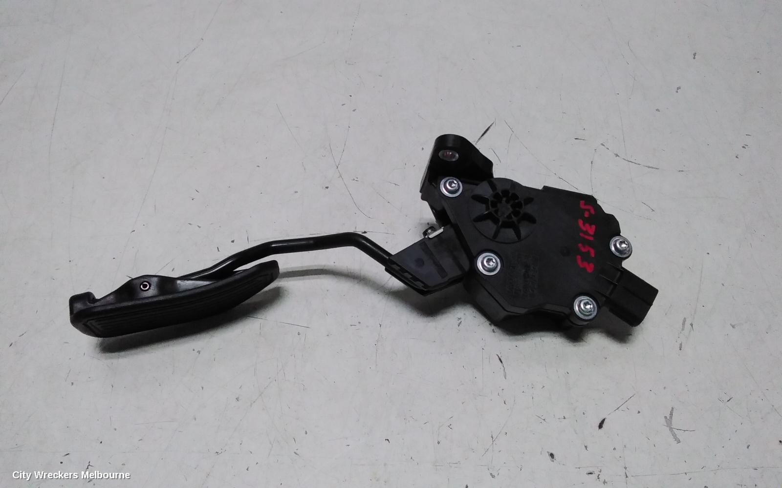 TOYOTA CAMRY PEDAL ASSEMBLY, ACCELERATOR PEDAL, ASV50/AVV50, 11/2011 - 10/2017 - Image 1