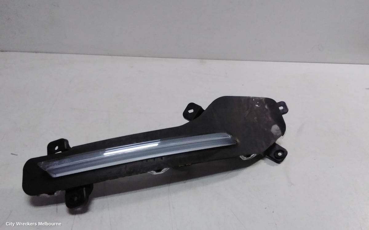 CHERY TIGGO 7 RIGHT INDICATOR/FOG/SIDE, T32, DAYTIME RUNNING LAMP, 05/2023 ONWARDS - Image 1