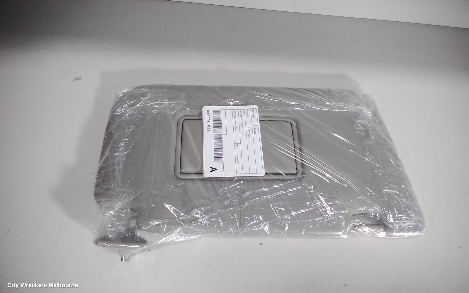 NISSAN XTRAIL SUNVISOR, T31, RH SIDE, 09/2007 - 12/2013 - Image 3