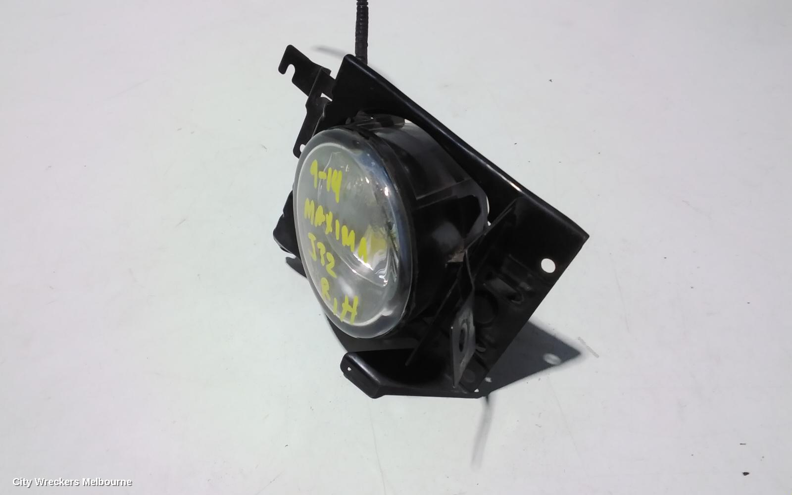 NISSAN MAXIMA RIGHT INDICATOR/FOG/SIDE - Image 3