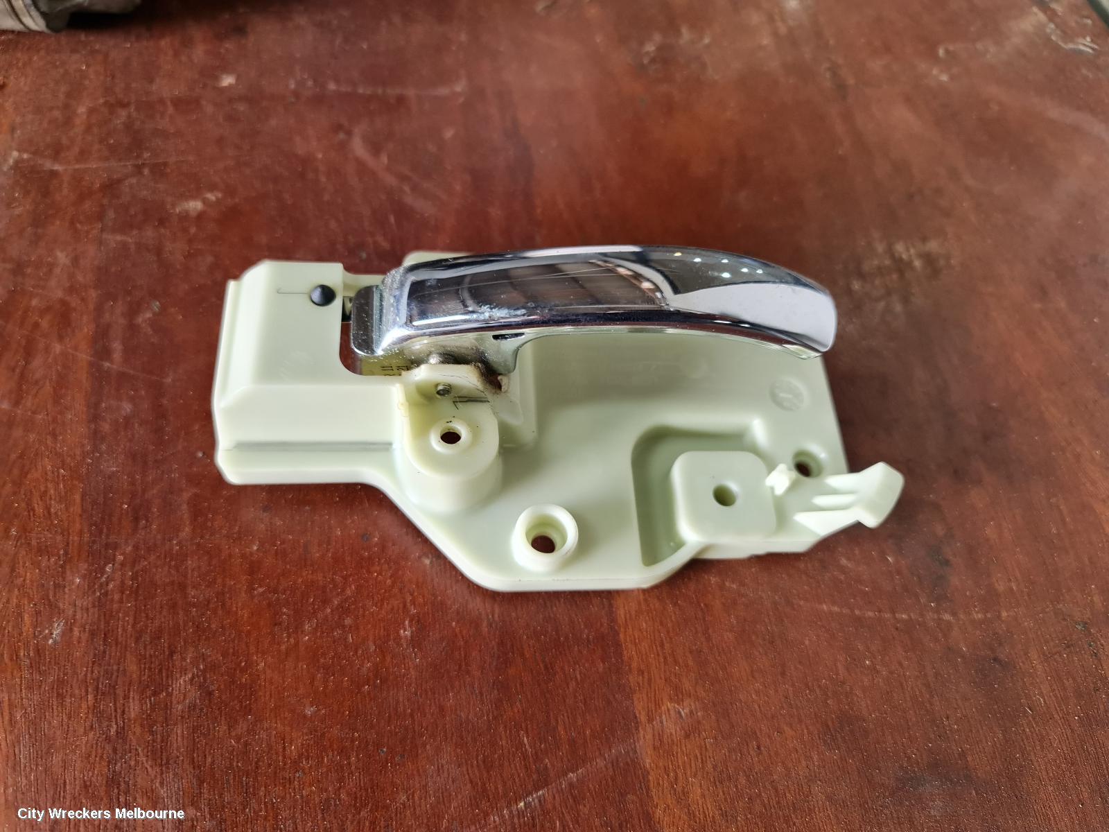 JEEP COMPASS DOOR HANDLE, MK, 01/2012 - 12/2016 - Image 2