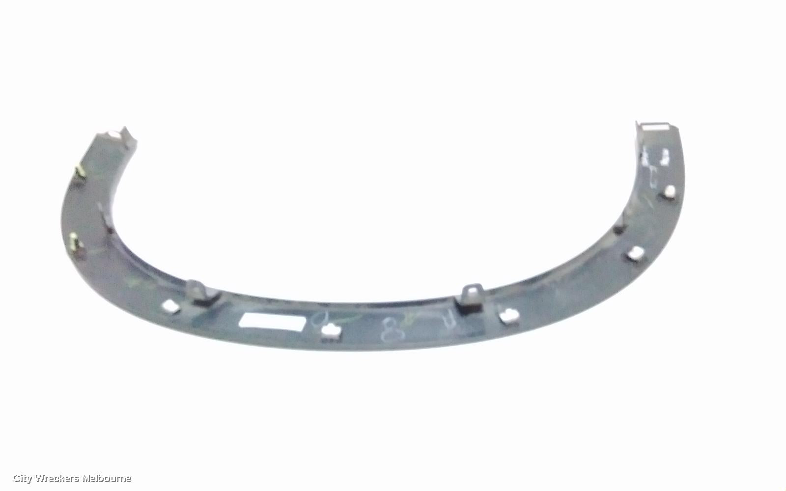 HONDA HRV WHEEL ARCH FLARE, LH FRONT, RU5, 12/2014 - 10/2021 - Image 3