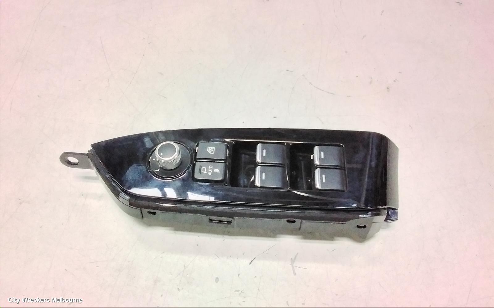 MAZDA CX5 PWR DR WIND SWITCH, RH FRONT (MASTER SWITCH), KF, W/ POWER FOLD TYPE, 02/2017 ONWARDS - Image 1