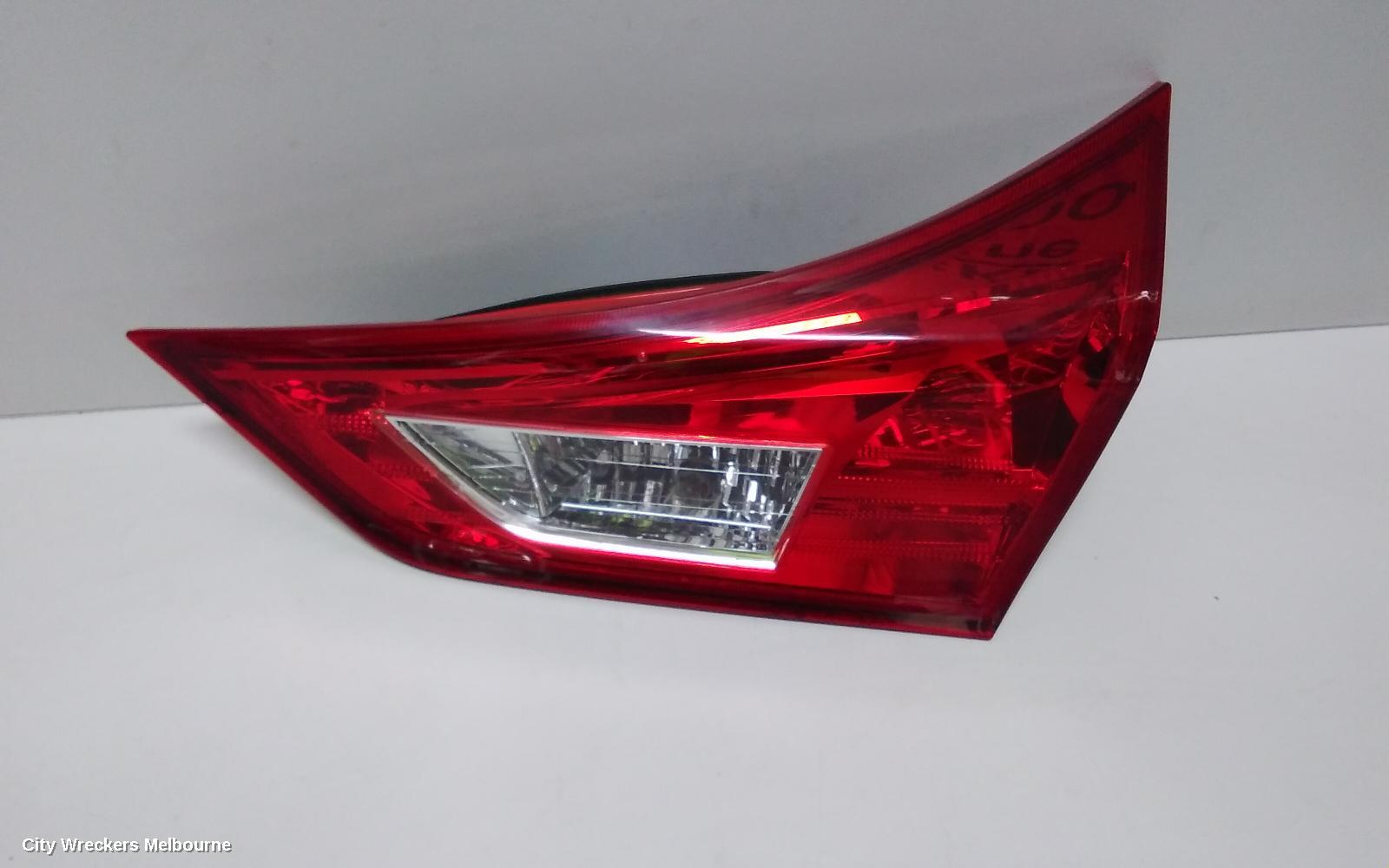 TOYOTA COROLLA REAR GARNISH, TAILGATE LAMP (RH SIDE), ZRE182R, HATCH, 10/2012 - 03/2015 - Image 2