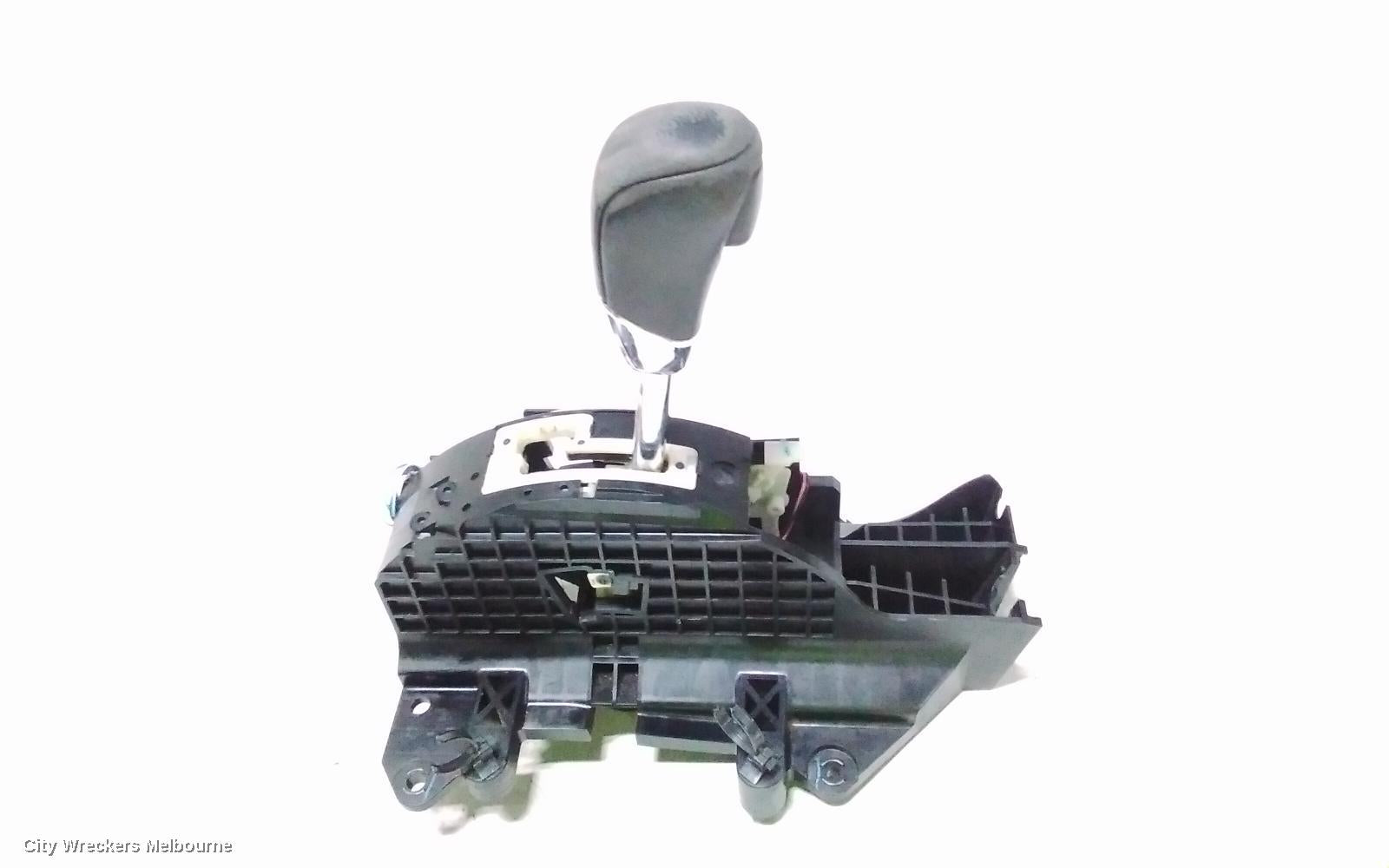 NISSAN NAVARA GEAR STICK/SHIFTER, NP300, TRANSMISSION SHIFTER, AUTO T/M TYPE, 04/2015 ONWARDS - Image 2