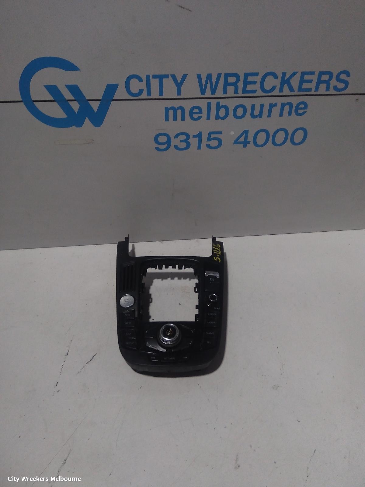 AUDI Q5 RADIO/CD/DVD/SAT/TV, MMI CONTROLS, 8R, P/N 8T0919609G, 03/2009 - 11/2012 - Image 1