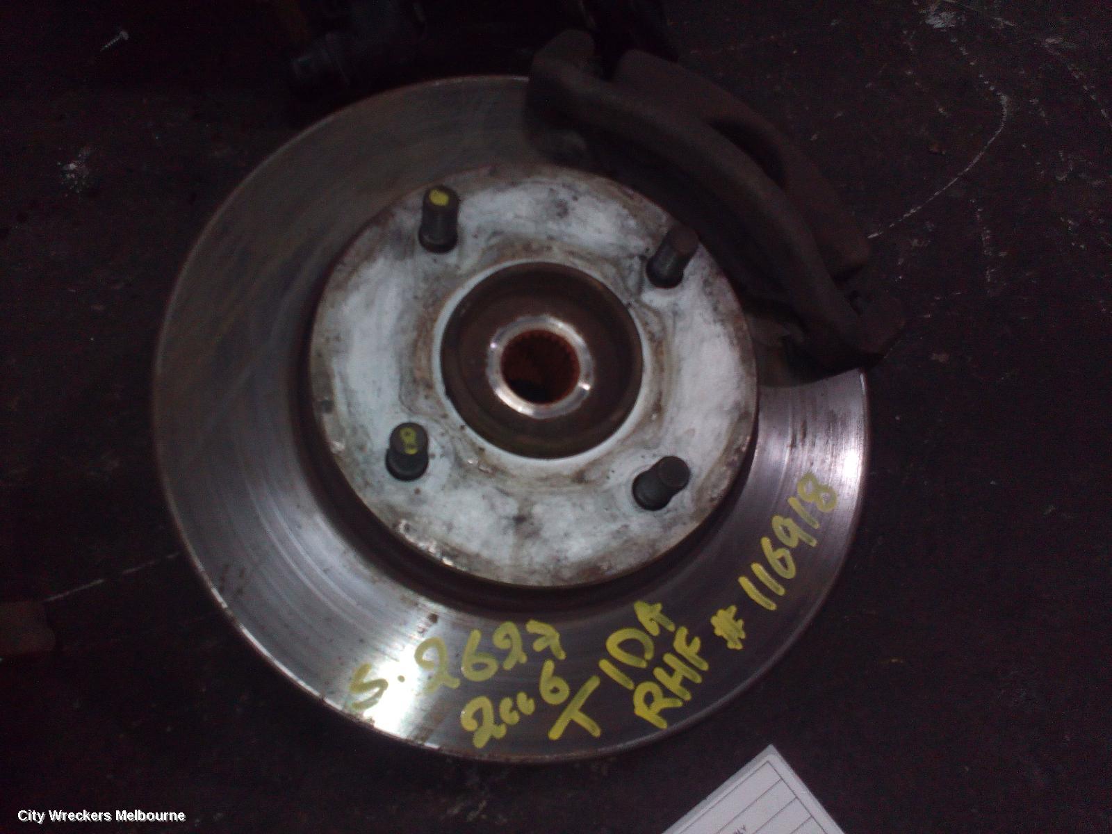 NISSAN TIIDA RIGHT FRONT HUB ASSEMBLY, C11, 09/2004 - 01/2013 - Image 1