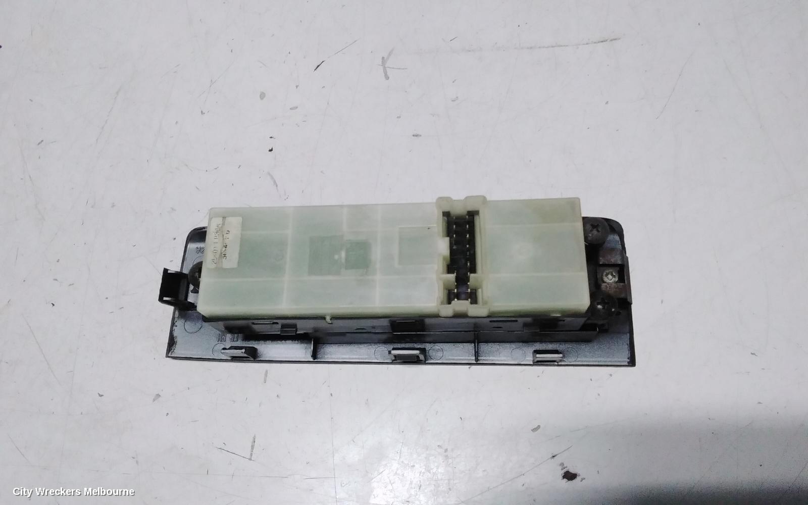 NISSAN NAVARA PWR DR WIND SWITCH, D40, RH FRONT (MASTER SWITCH), 4DR TYPE, SINGLE PLUG, NON CENTRAL LOCKING TYPE, 09/2005 - 08/2015 - Image 3