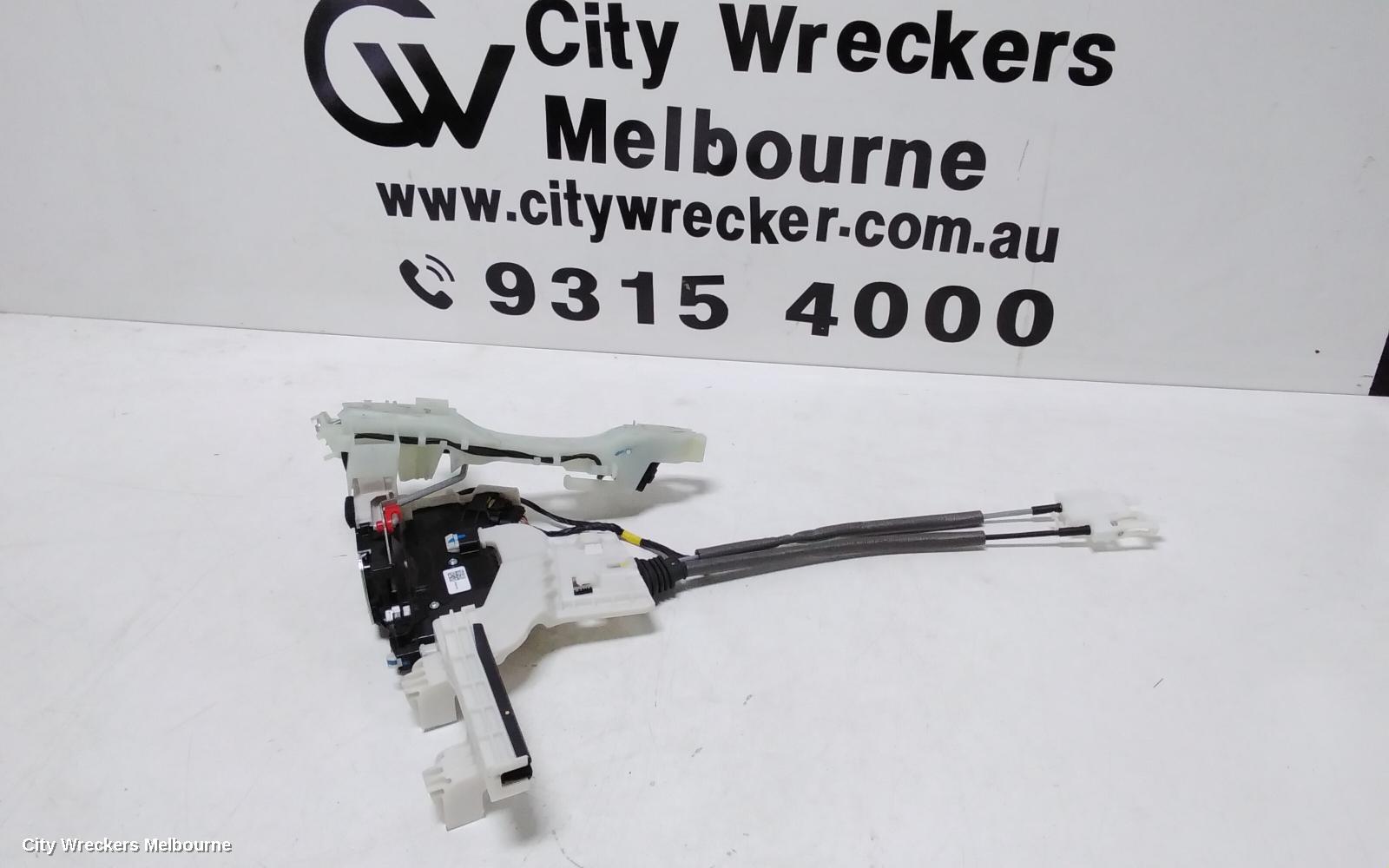 HYUNDAI SANTA FE DOOR/BOOT/GATE LOCK, RIGHT FRONT DOOR LOCK, TM, 03/2018 ONWARDS - Image 1