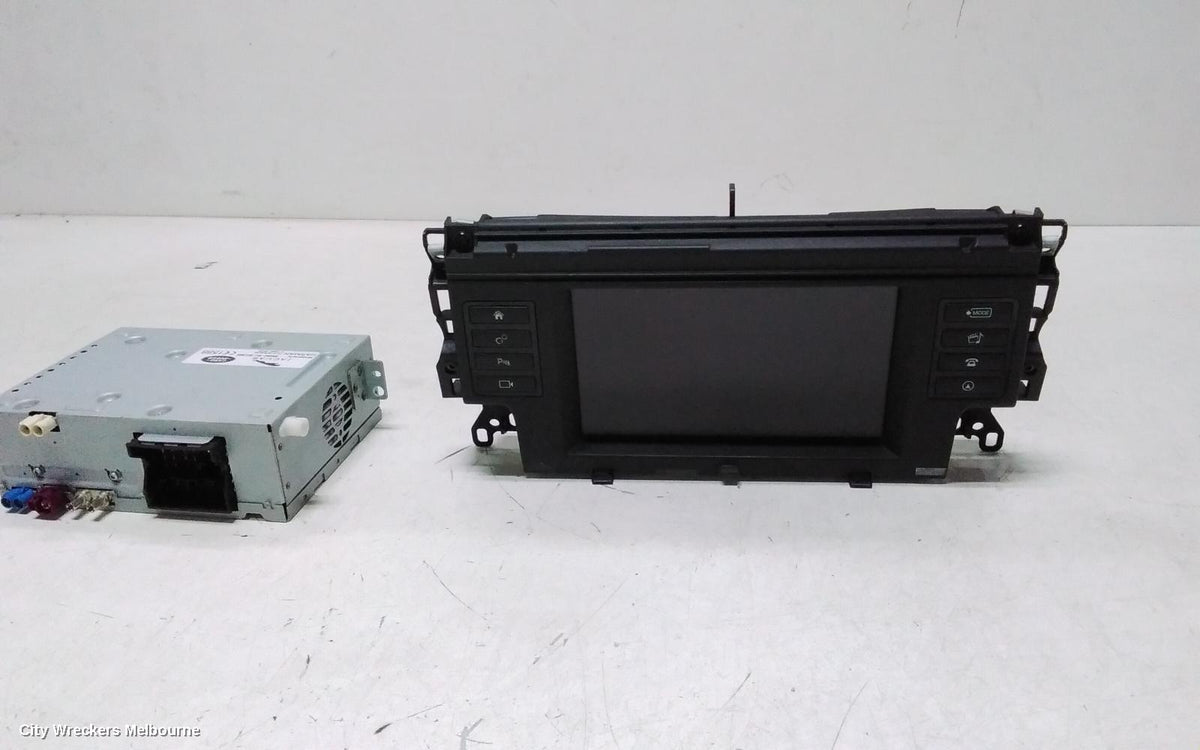 LAND ROVER DISCOVERY SPORT RADIO/CD/DVD/SAT/TV, DISPLAY UNIT, 8IN TOUCHSCREEN, L550, 01/2015 - 06/2019 - Image 1