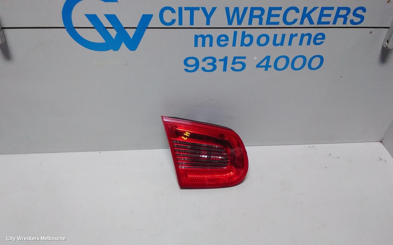 VOLKSWAGEN EOS REAR GARNISH, BOOTLID LAMP (LH SIDE), 1F, 02/2007 - 04/2011 - Image 1