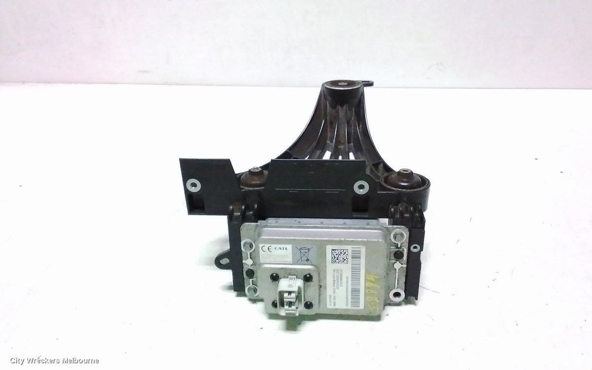 TESLA MODEL Y BATTERY, 1ST GEN, 16V VOLT BATTERY, 03/2022 ONWARDS - Image 1