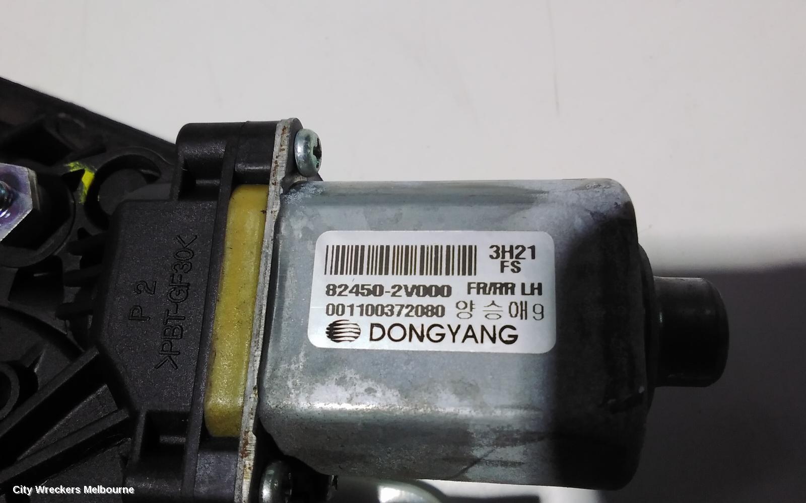 HYUNDAI VELOSTER LEFT FRONT WINDOW REG/MOTOR, FS, 12/2011 - 02/2018 - Image 3