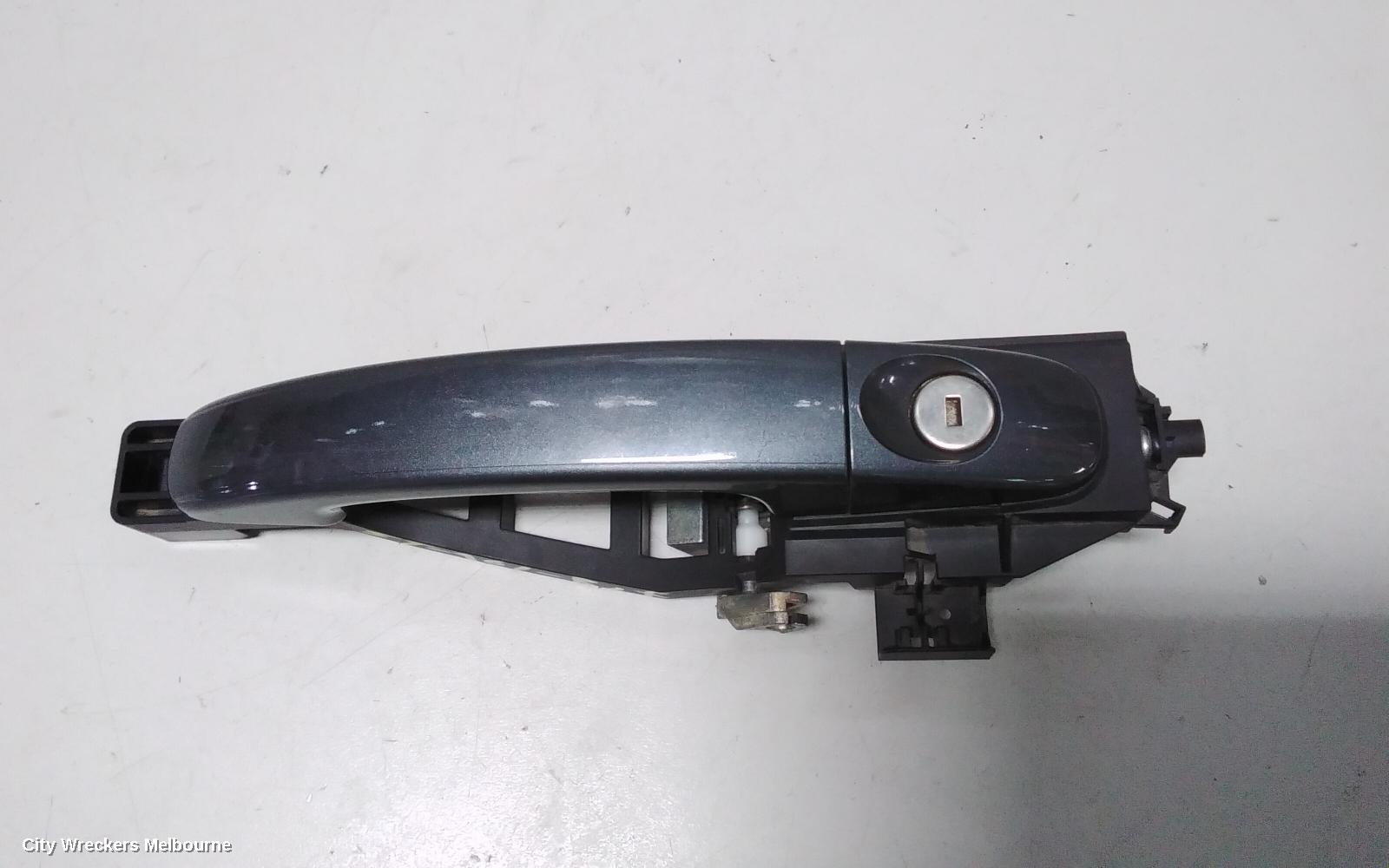 FORD FALCON DOOR HANDLE, FGX, OUTER, RH FRONT, UTE, 10/2014 - 12/2016 - Image 2