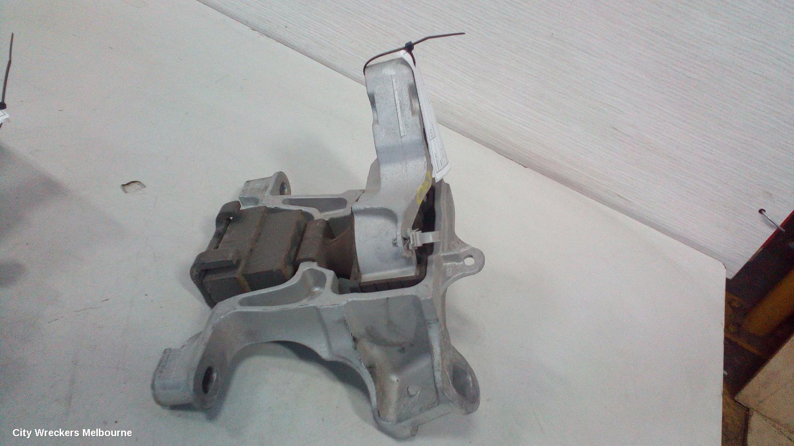 MAZDA CX3 MOUNT, DK, 03/2015 ONWARDS - Image 3
