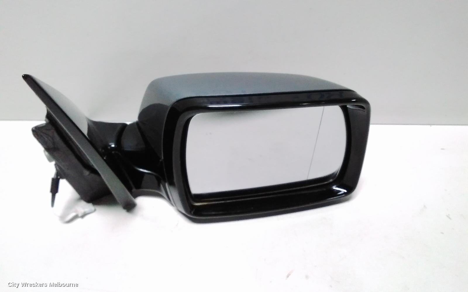 BMW X3 RIGHT DOOR MIRROR, MANUAL FOLD, NON MEMORY, AUTO DIP, GLOSS BLACK LINE, M PACK, E83, 06/2004 - 08/2009 - Image 2
