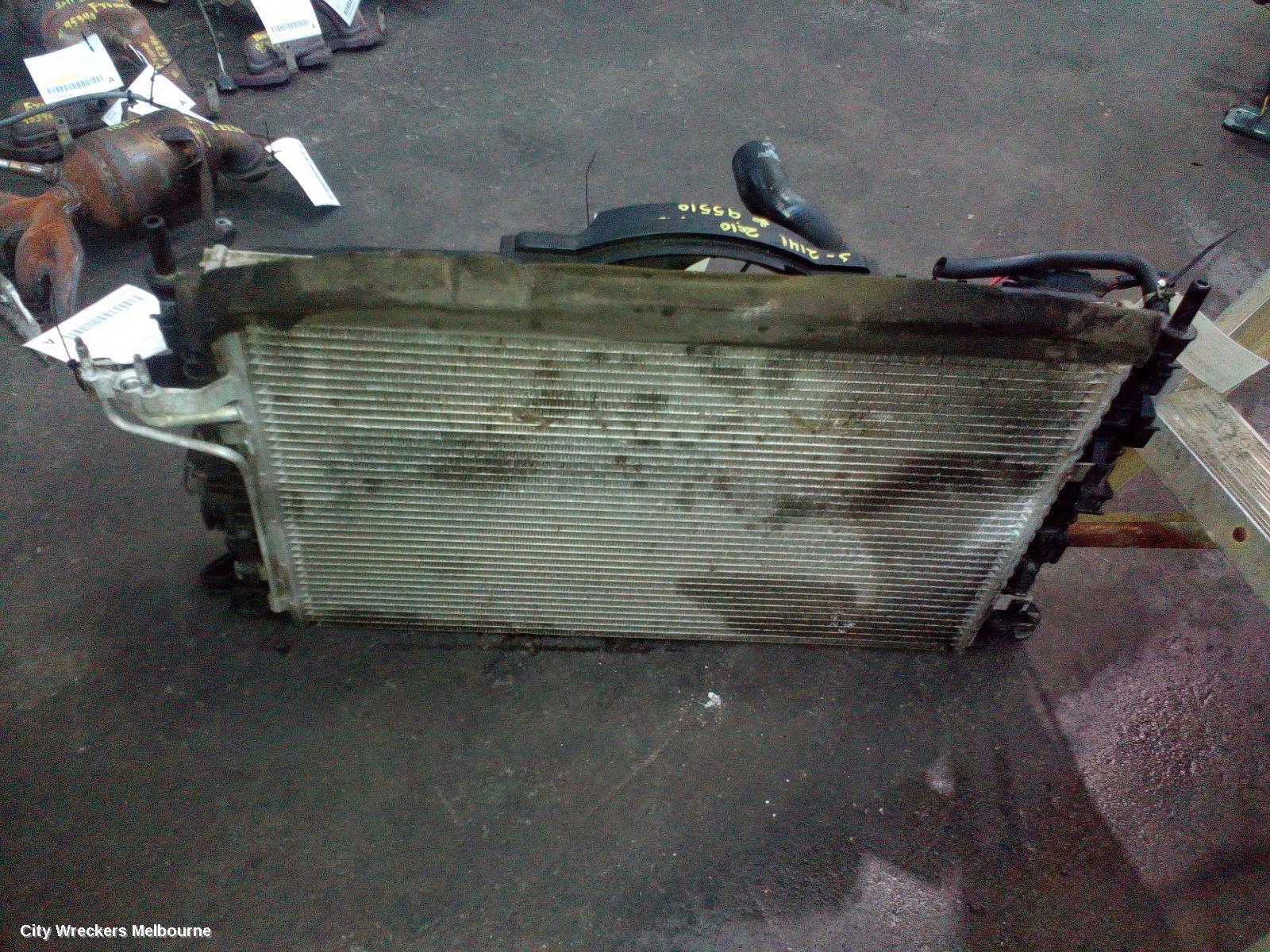 FORD FOCUS RADIATOR, AUTO/MANUAL, DIESEL, LV-LW, 06/2008 - 08/2015 - Image 2