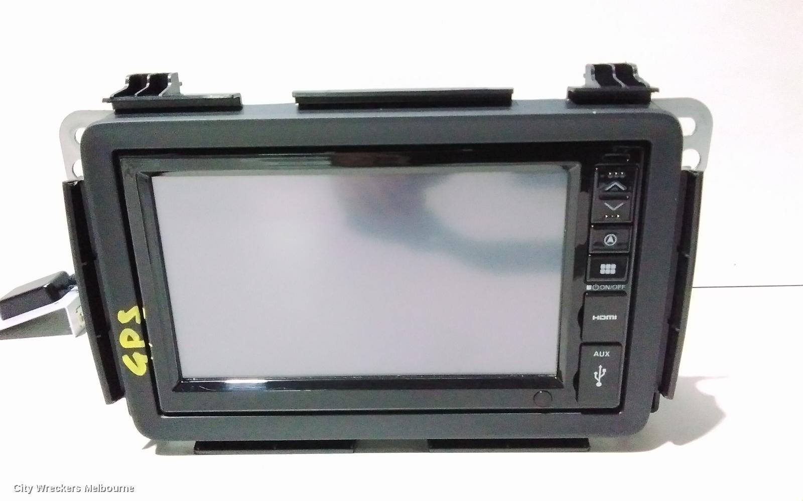 HONDA HRV RADIO/CD/DVD/SAT/TV, 7IN TOUCHSCREEN, W/ SAT NAV TYPE, RU5, 05/2017 ONWARDS - Image 2