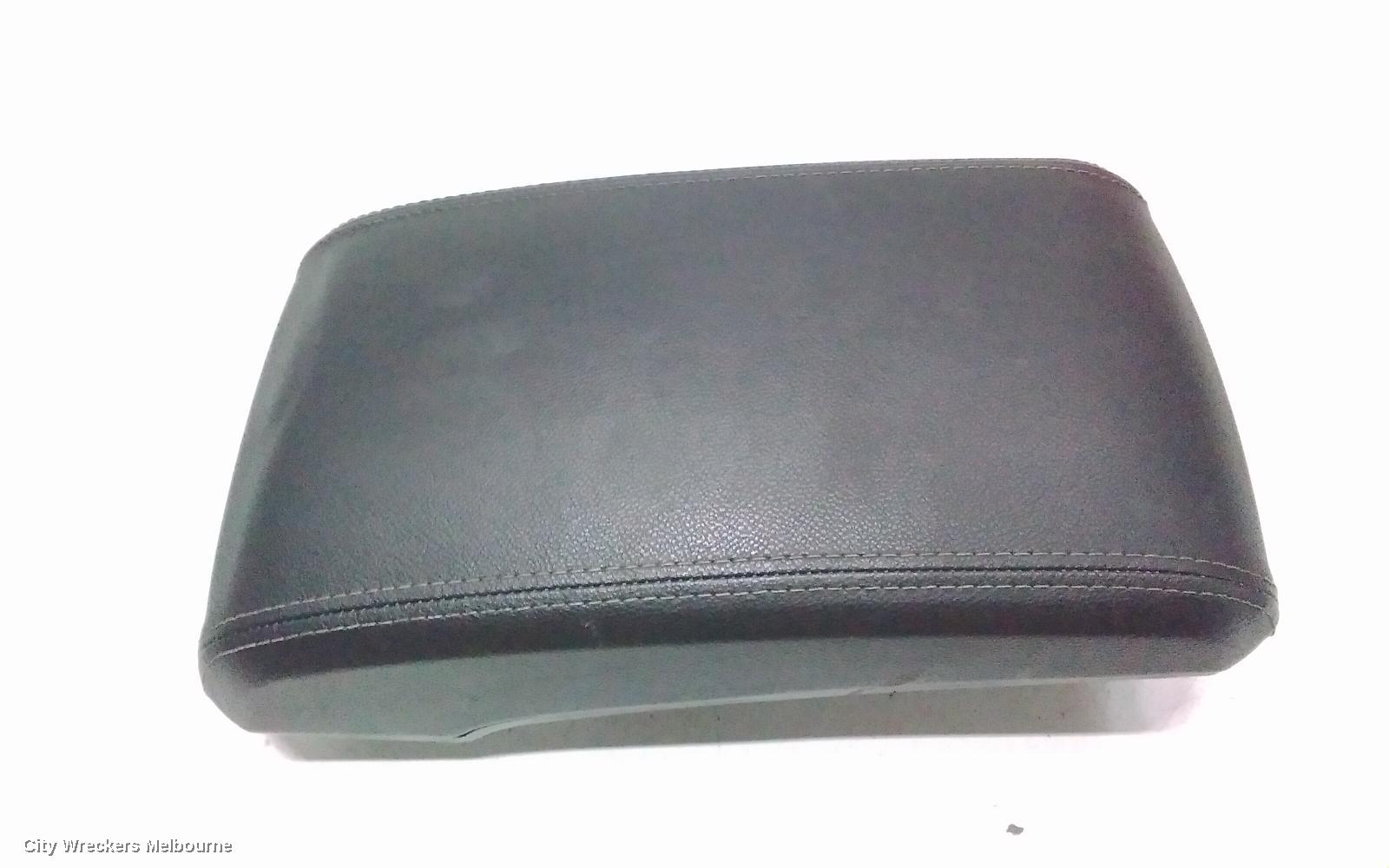 HOLDEN COLORADO CONSOLE, RG, DUAL/EXTRA CAB, AUTO T/M TYPE, CENTRE CONSOLE, 06/2012 - 12/2020 - Image 2