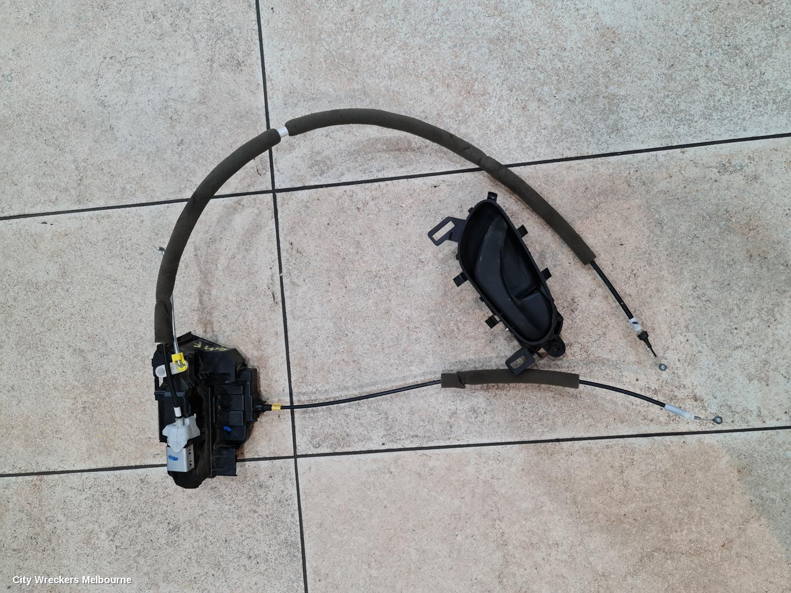 NISSAN QASHQAI DOOR/BOOT/GATE LOCK, RIGHT FRONT DOOR LOCK, J11, 06/2014 ONWARDS - Image 3