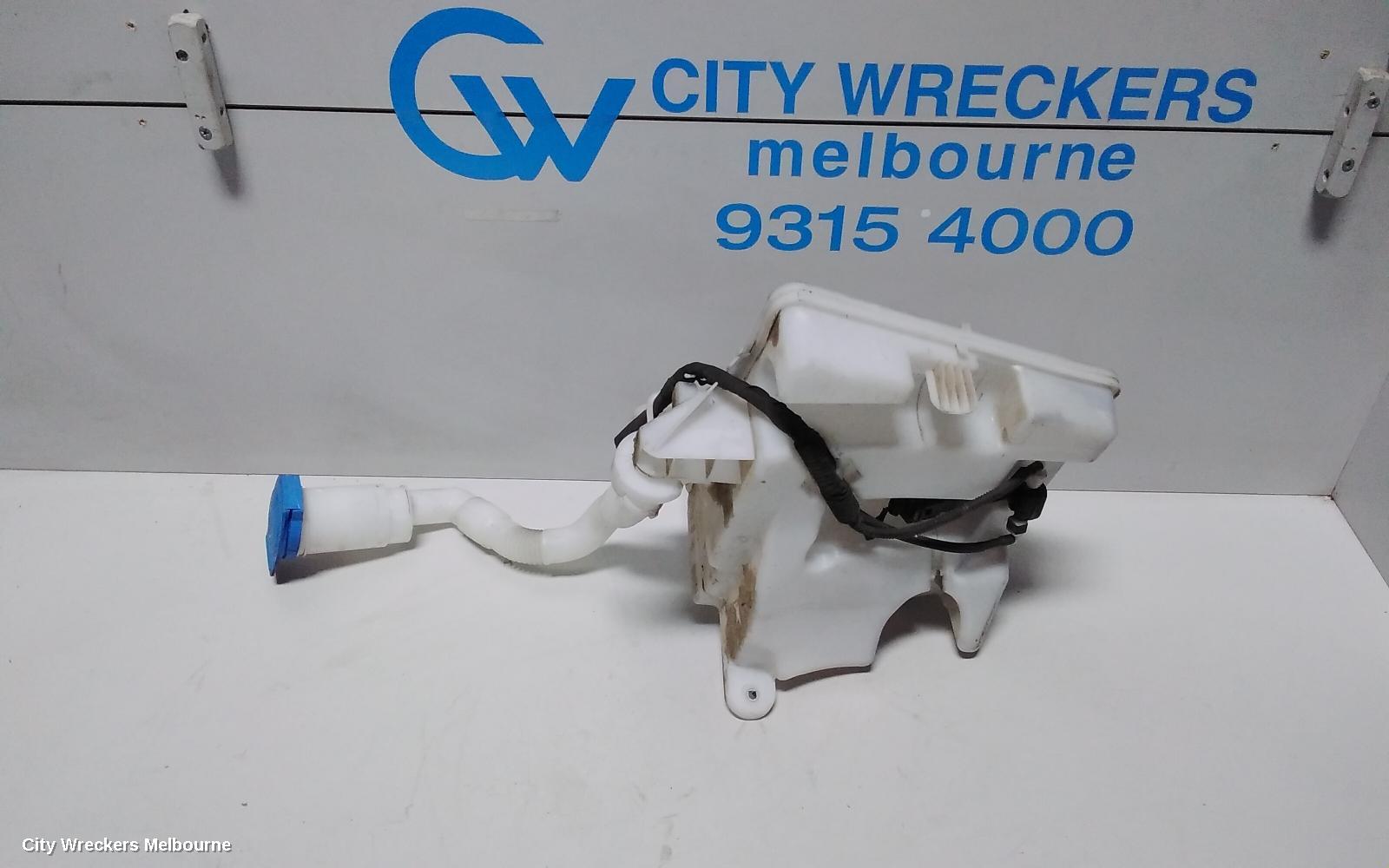 VOLKSWAGEN POLO WASHER BOTTLE, 6R, 05/2014 - 09/2017 - Image 2