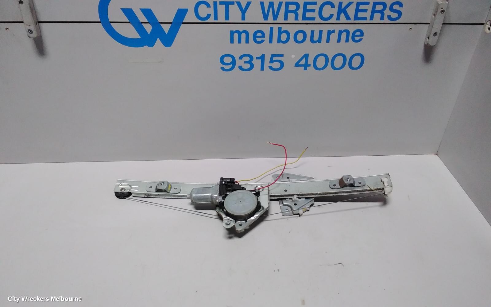 SUZUKI VITARA RIGHT FRONT WINDOW REG/MOTOR, GRAND VITARA, JB-JT, CABLE TYPE, 04/2005 - 12/2018 - Image 1