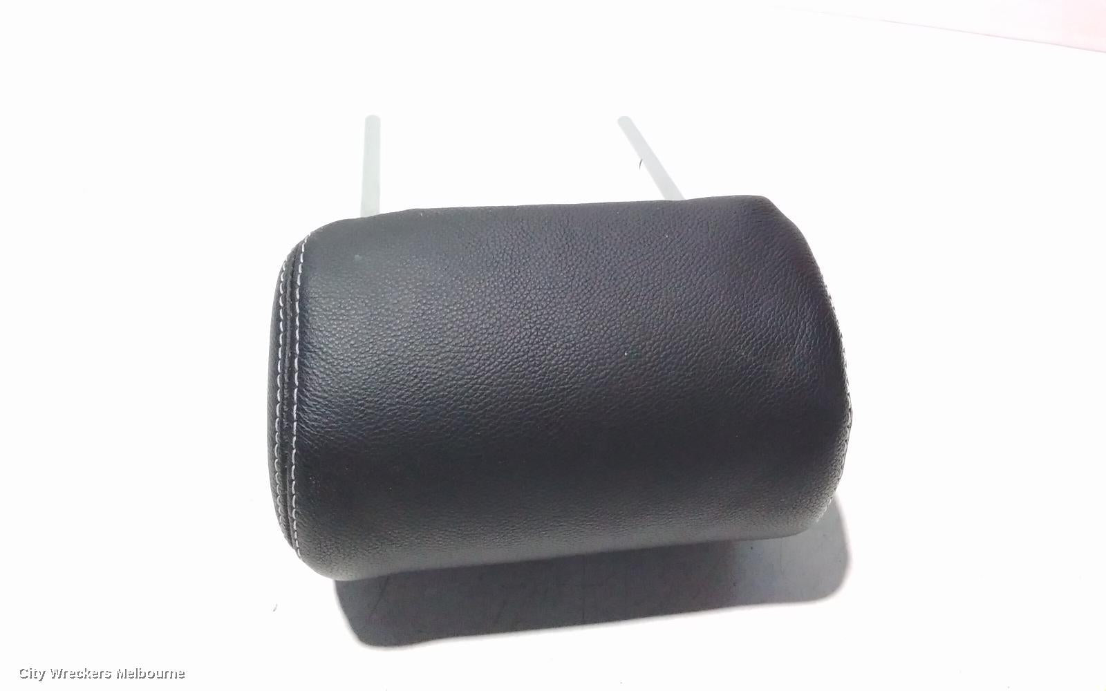 TOYOTA PRIUS HEADREST, ZVW40R, PRIUS V, RH REAR, 2ND ROW, LEATHER, BLACK, 06/2015 - 03/2021 - Image 3