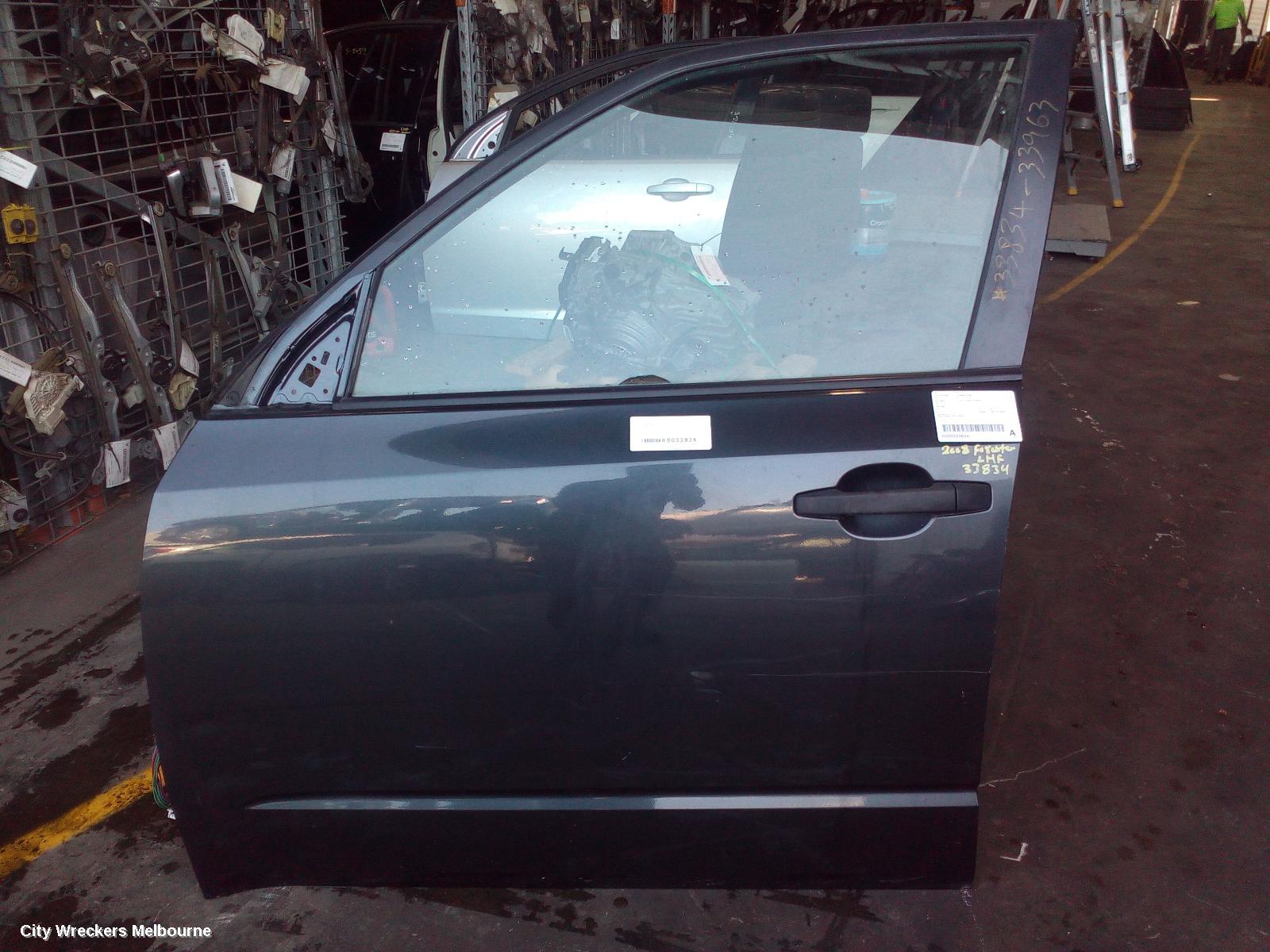 SUBARU FORESTER LEFT FRONT DOOR, 02/2008 - 12/2012 - Image 3