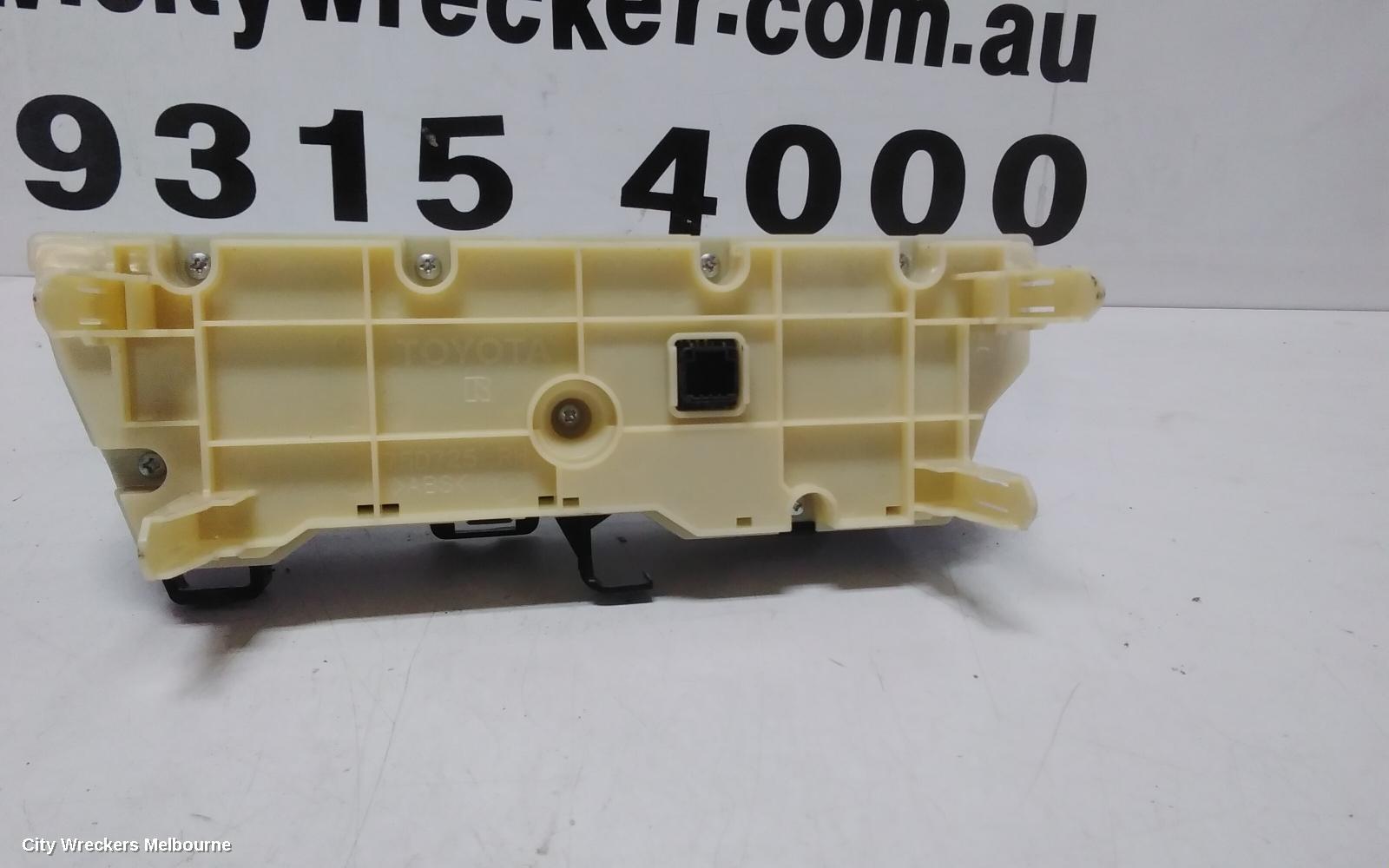 TOYOTA PRIUS HEATER/AC CONTROLS, ZVW30R, 07/2009 - 02/2012 - Image 3