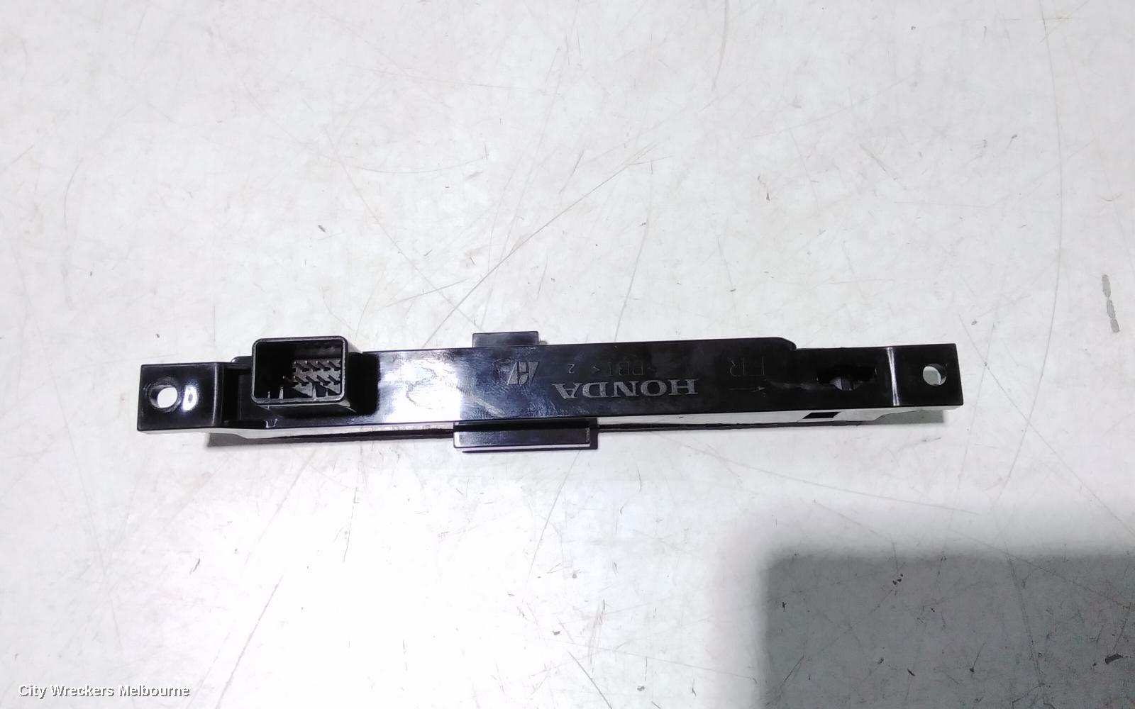 HONDA HRV, RU, 12/2014 - 10/2021, GEAR SHIFTER SIGN MARK: 95234 - Image 3