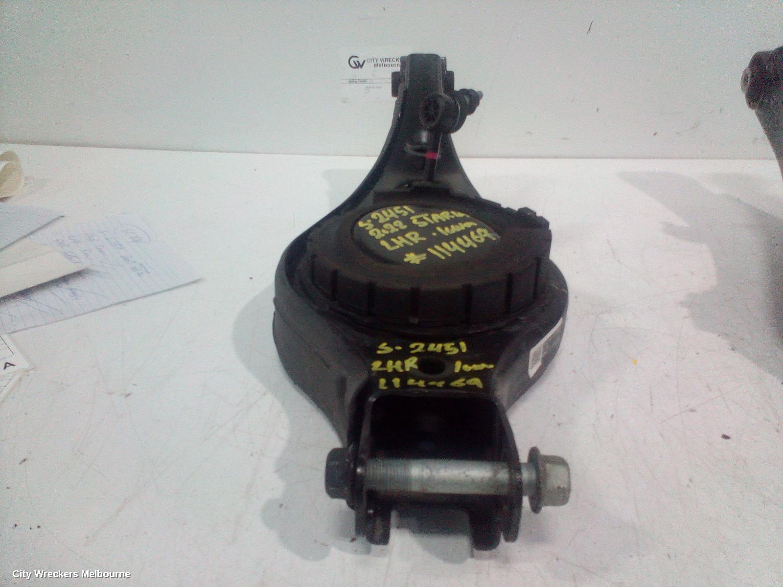 HYUNDAI STARIA LEFT REAR TRAILING ARM, US4, LOWER CONTROL ARM, 04/2021 ONWARDS - Image 1