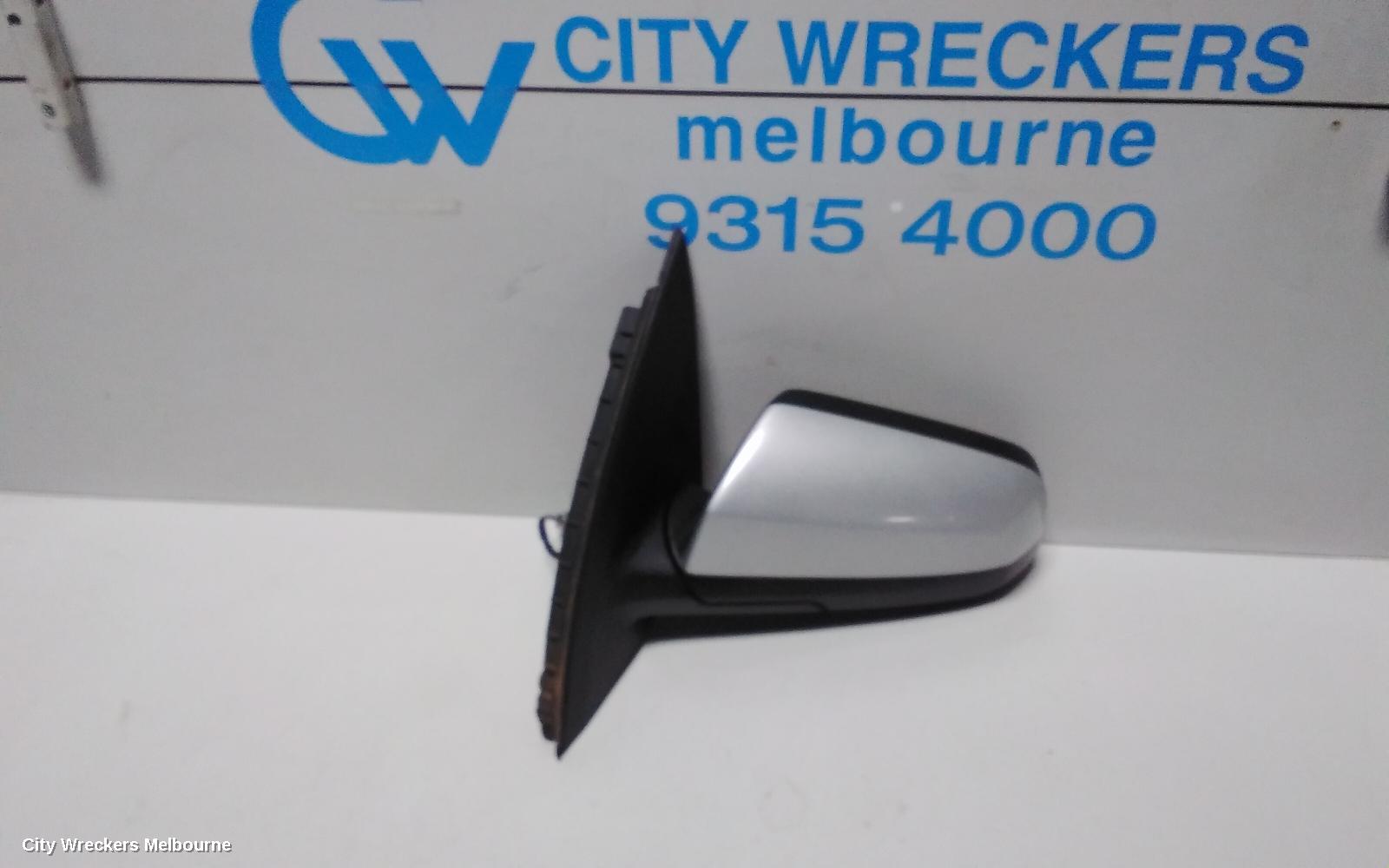 HOLDEN COMMODORE LEFT DOOR MIRROR, VF, COLOUR CODED/BLACK, NON BLINDSPOT TYPE, 05/2013 - 12/2017 - Image 3