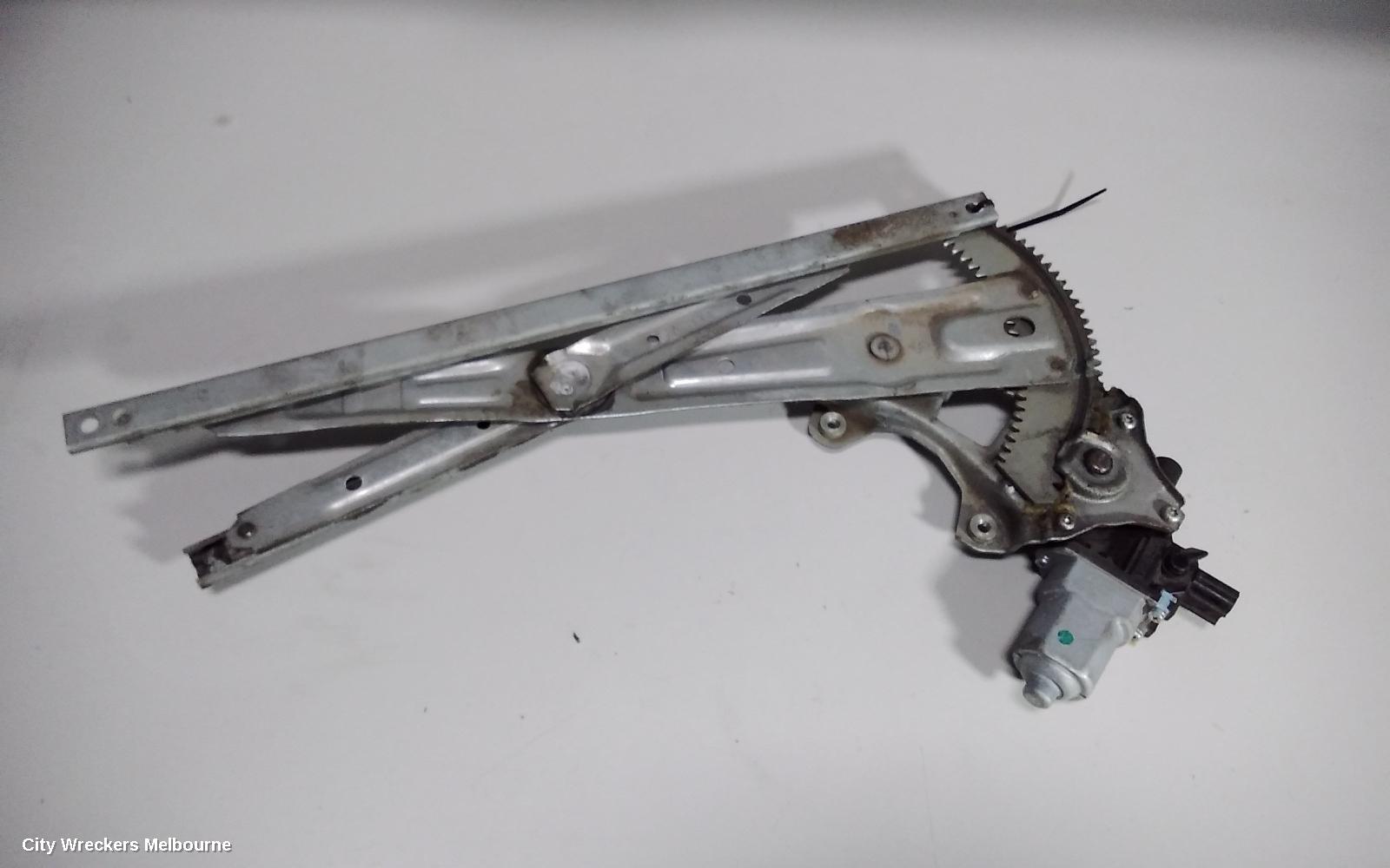 HONDA CRV LEFT FRONT WINDOW REG/MOTOR, RM, 11/2012 - 04/2017 - Image 2