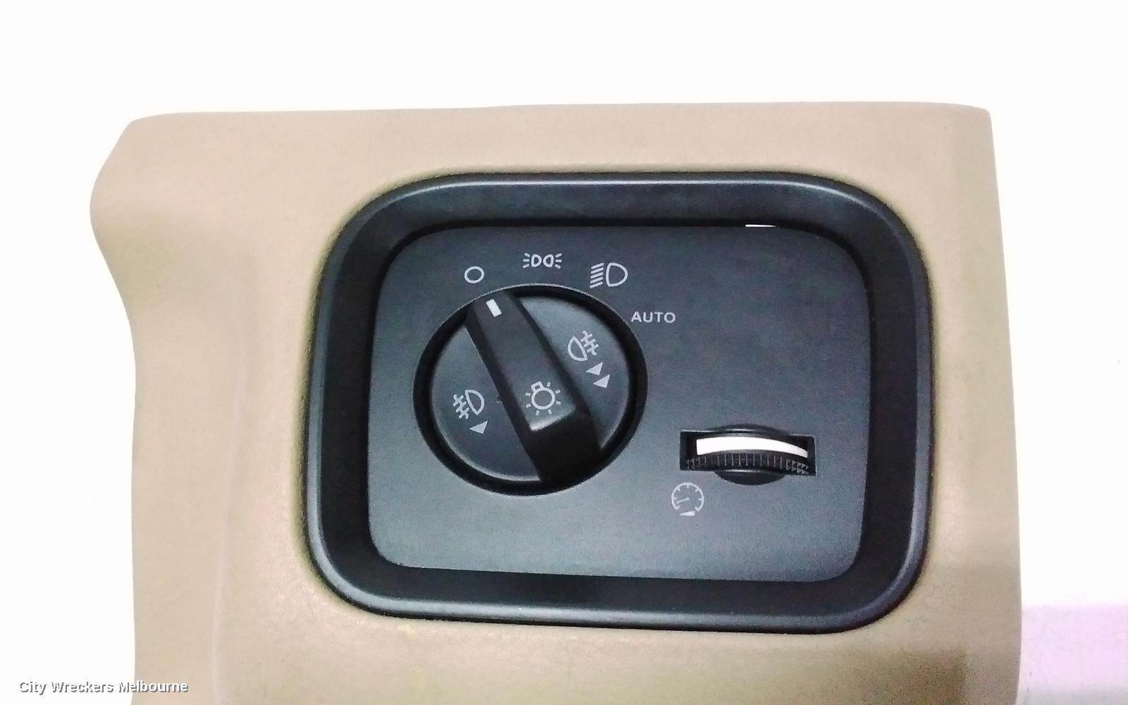 LAND ROVER RANGEROVER SPORT COMBINATION SWITCH, HEADLAMP SWITCH, L320, NON FOGLAMP BUTTONS TYPE, 08/2005 - 09/2009 - Image 3