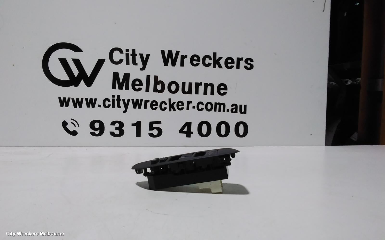 TOYOTA COROLLA PWR DR WIND SWITCH, RH FRONT (MASTER SWITCH), 4 DOOR TYPE, ZRE152, 03/2007 - 09/2012 - Image 1