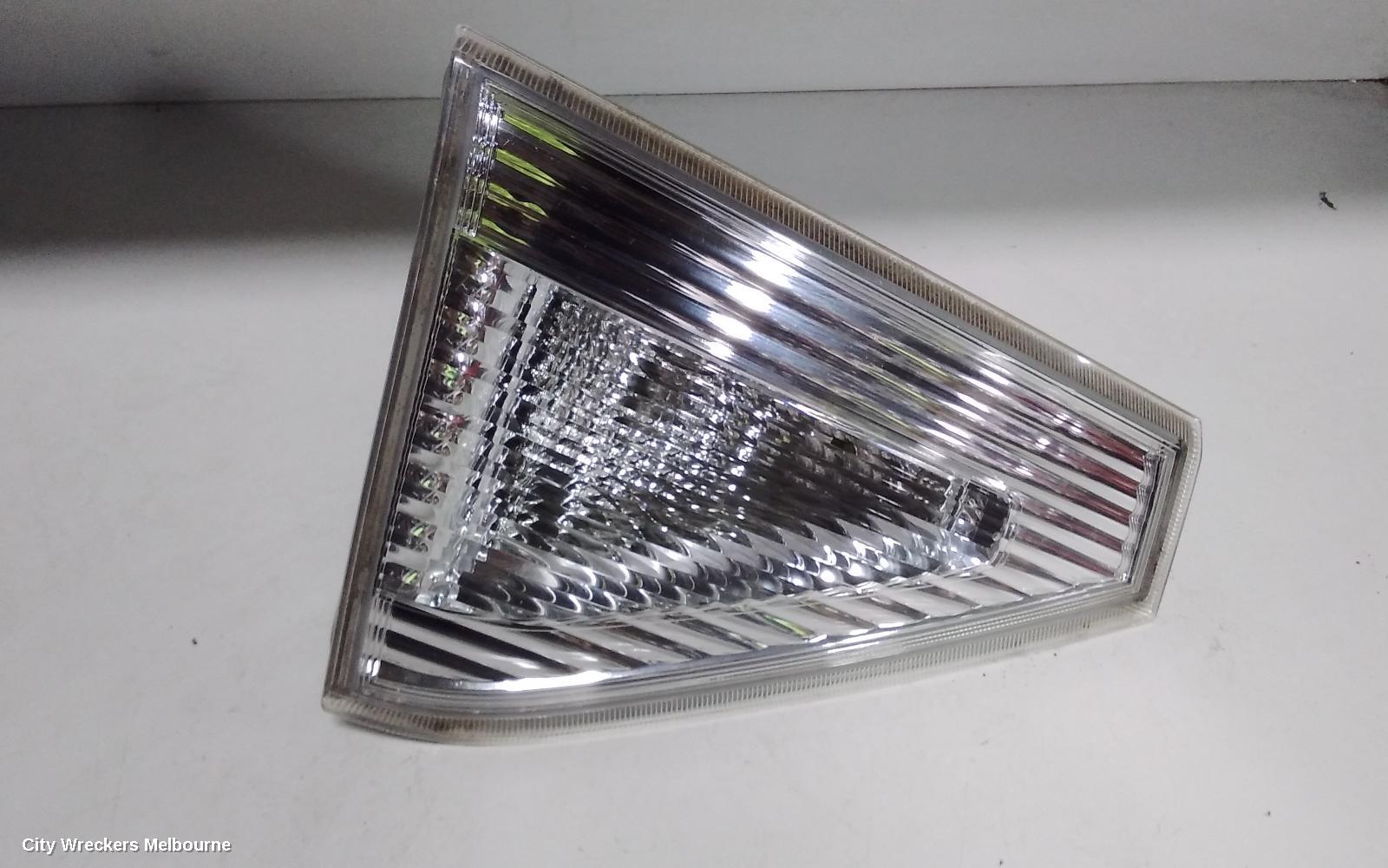 SUBARU IMPREZA REAR GARNISH, TAILGATE LAMP (LH SIDE), HATCH, G3, 04/2007 - 11/2011 - Image 2
