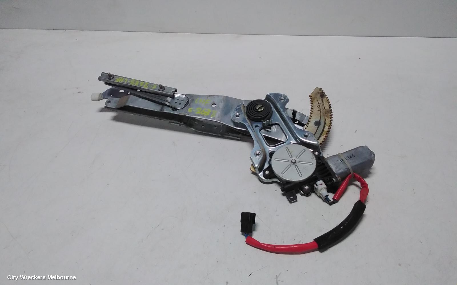 SUBARU IMPREZA LEFT FRONT WINDOW REG/MOTOR, HATCH, POWER, 10/2000 - 06/2007 - Image 2