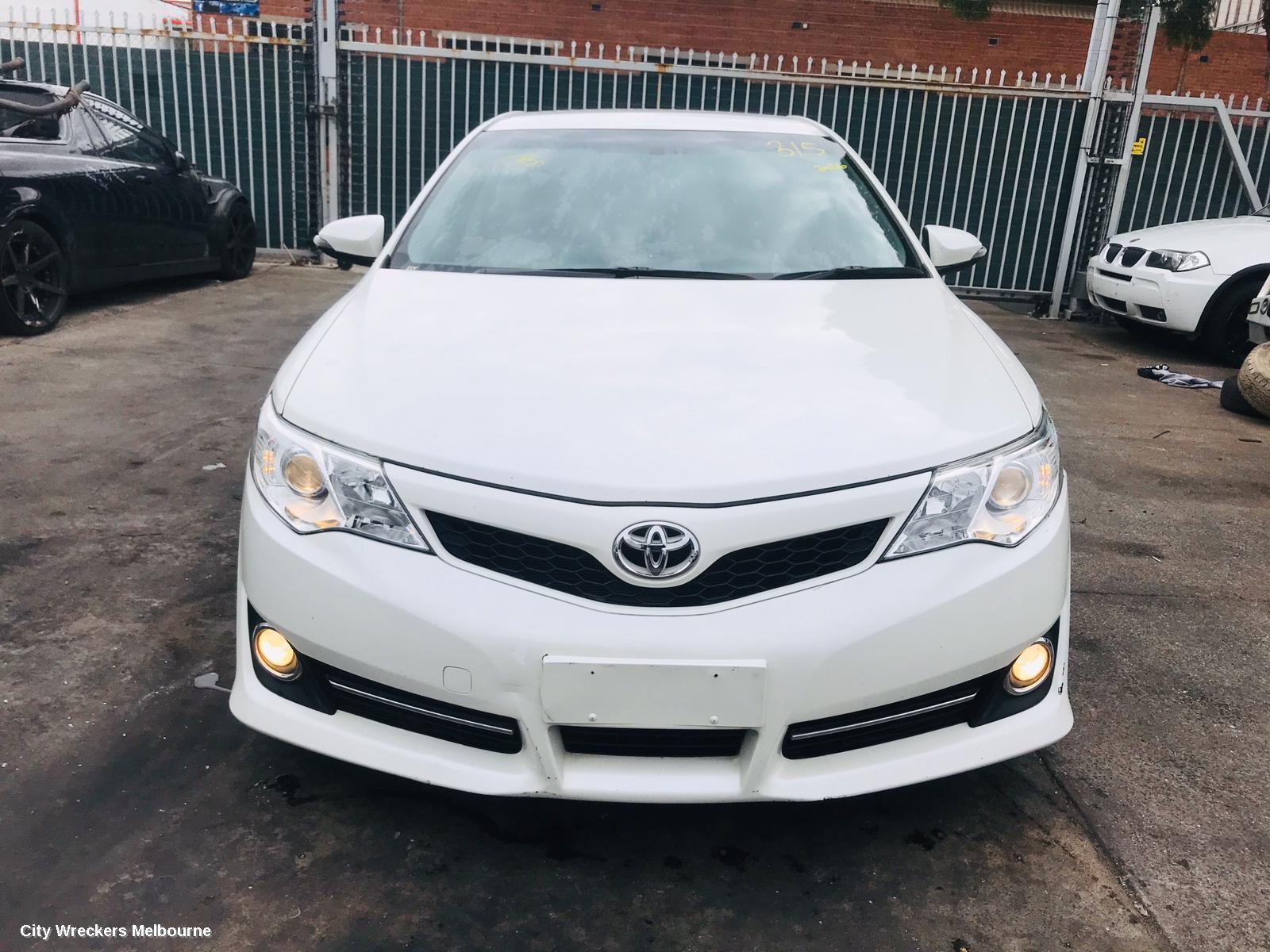 TOYOTA CAMRY WASHER BOTTLE, ASV50/AVV50, 12/2011 - 10/2017 - Image 3