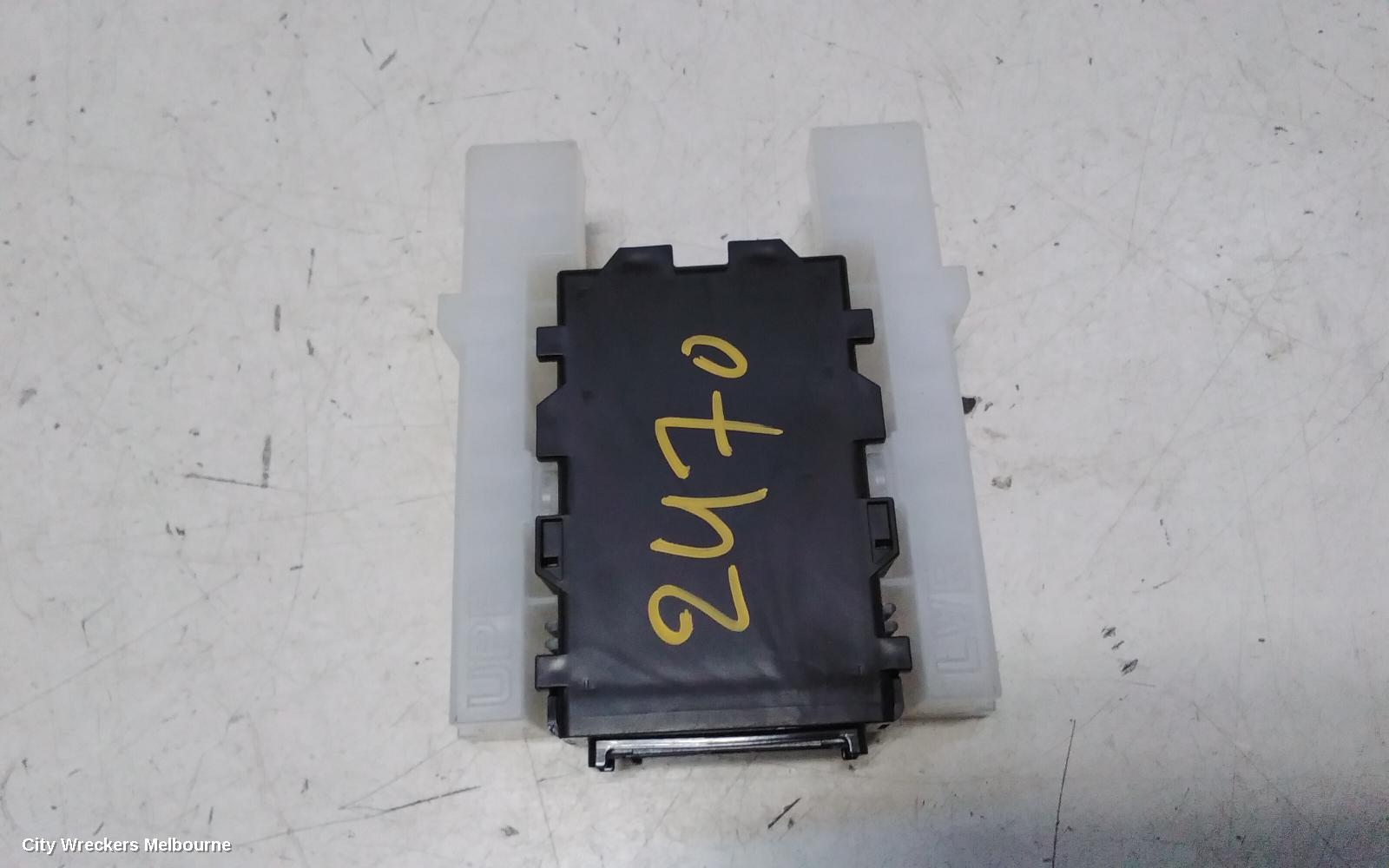 TOYOTA PRIUS, ZVW40R, PRIUS V, 05/2012 - 11/2022, GATEWAY CONTROL MODULE ECU 89100-47020: 139996 - Image 3