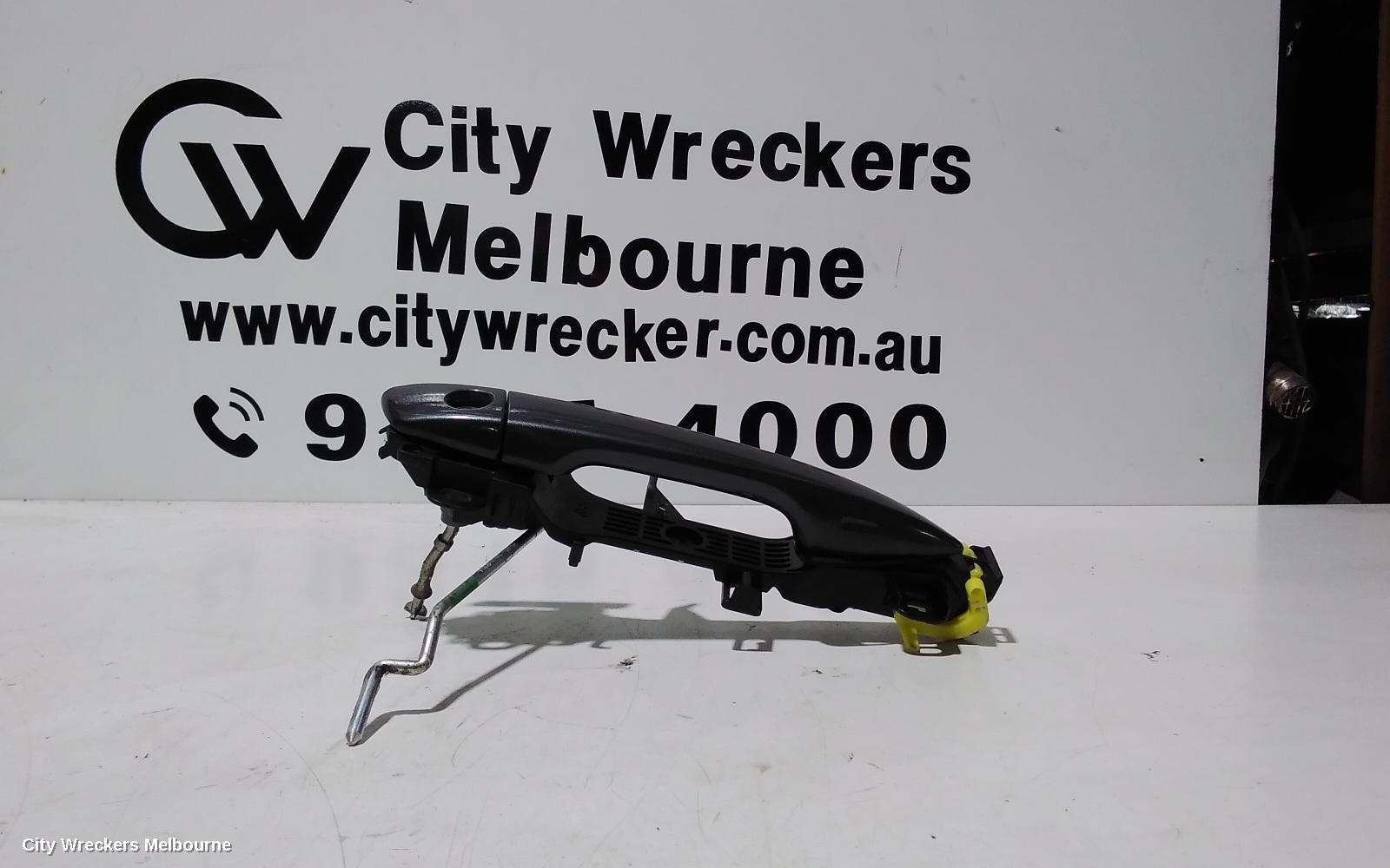 LEXUS RX SERIES DOOR HANDLE, XU30, OUTER, RH FRONT, COLOUR CODED, 01/2003 - 02/2009 - Image 1
