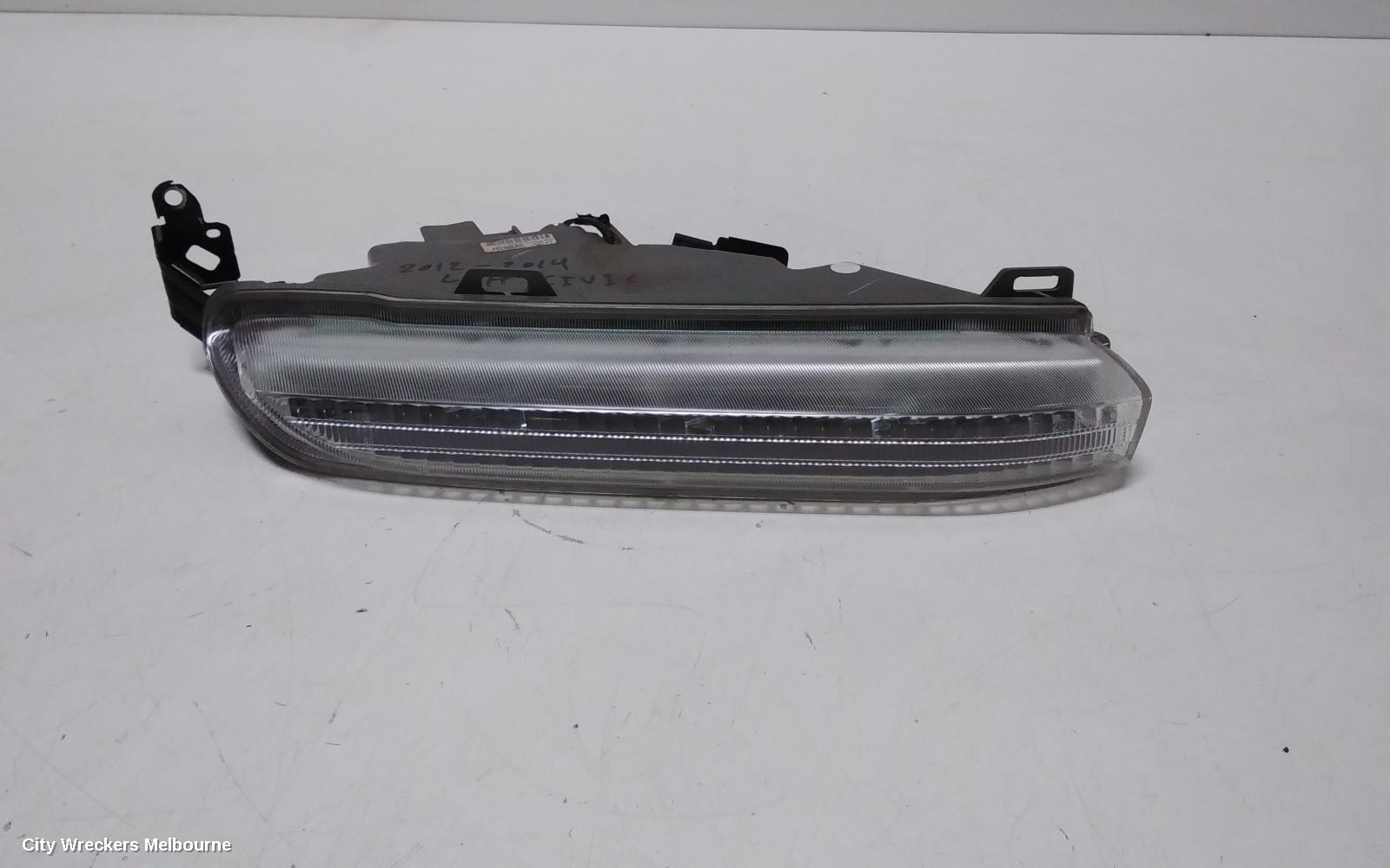 HONDA CIVIC LEFT INDICATOR/FOG/SIDE, DAYTIME RUNNING LAMP, 9TH GEN, HATCH (VIN SHHFK), 06/2012 - 03/2015 - Image 2