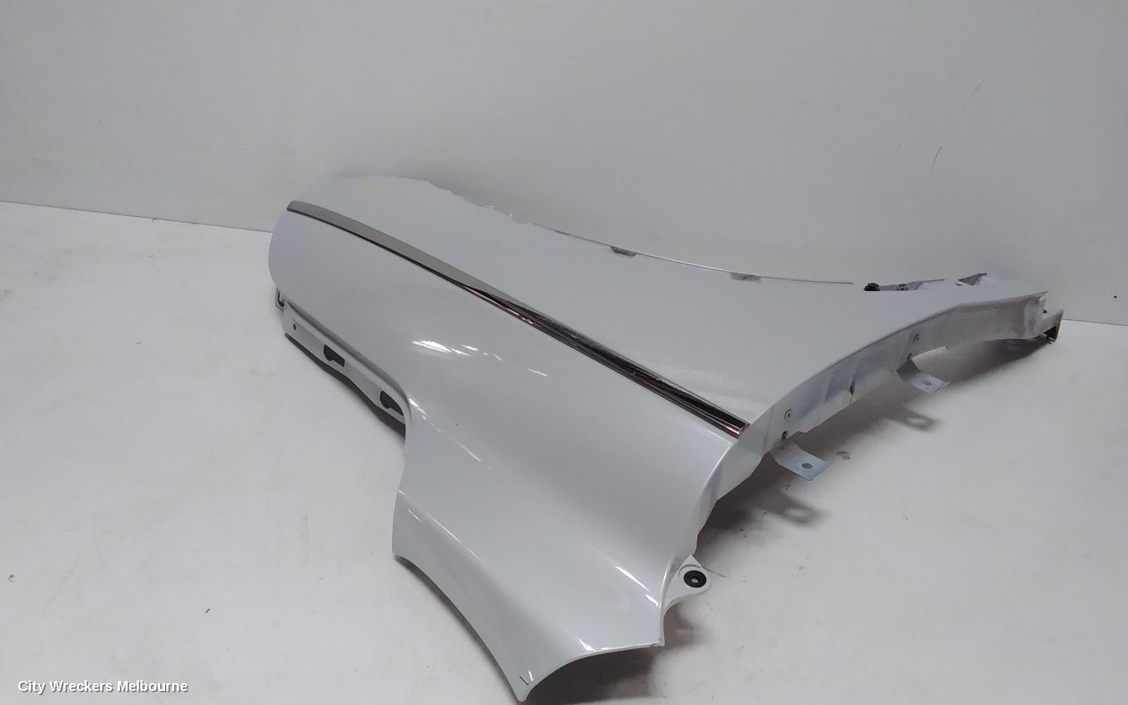 RENAULT KALEOS RIGHT GUARD, XZG, PLASTIC TYPE, 05/2016 ONWARDS - Image 2