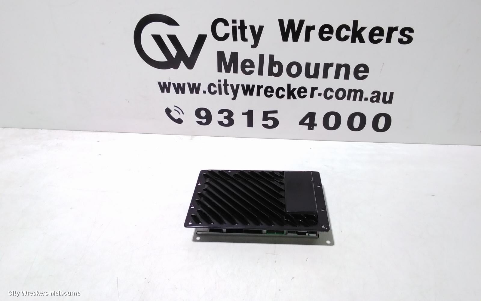 LAND ROVER DISCOVERY RADIO/CD/DVD/SAT/TV, AMPLIFIER, 4, 10/2009 - 12/2016 - Image 1