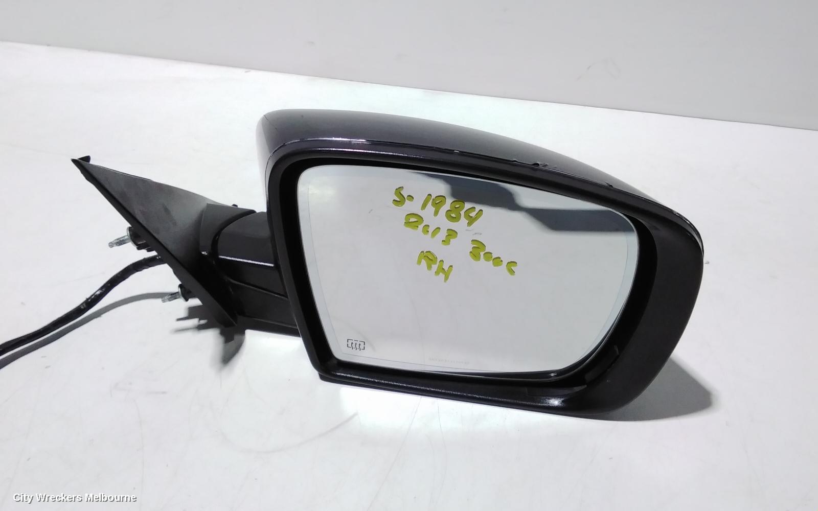 CHRYSLER 300C RIGHT DOOR MIRROR, LX, COLOUR CODED, 12/2011 - 12/2021 - Image 2