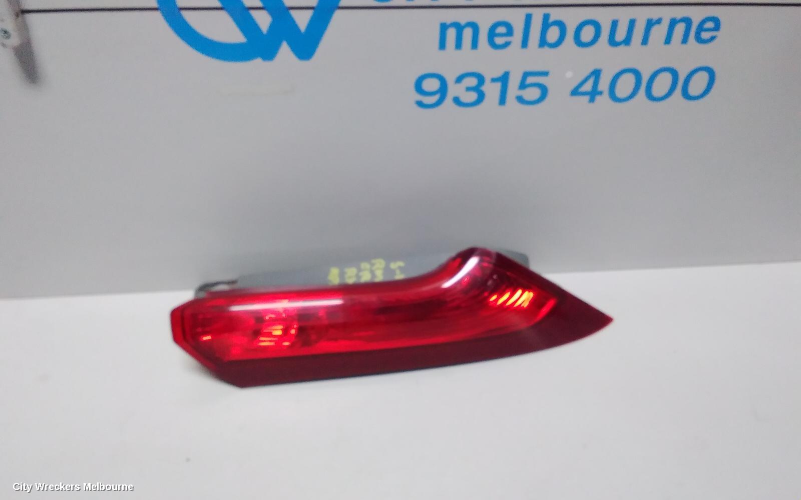 HONDA CRV RIGHT TAILLIGHT, RM, UPPER, PETROL TYPE, 11/2012 - 10/2014 - Image 1